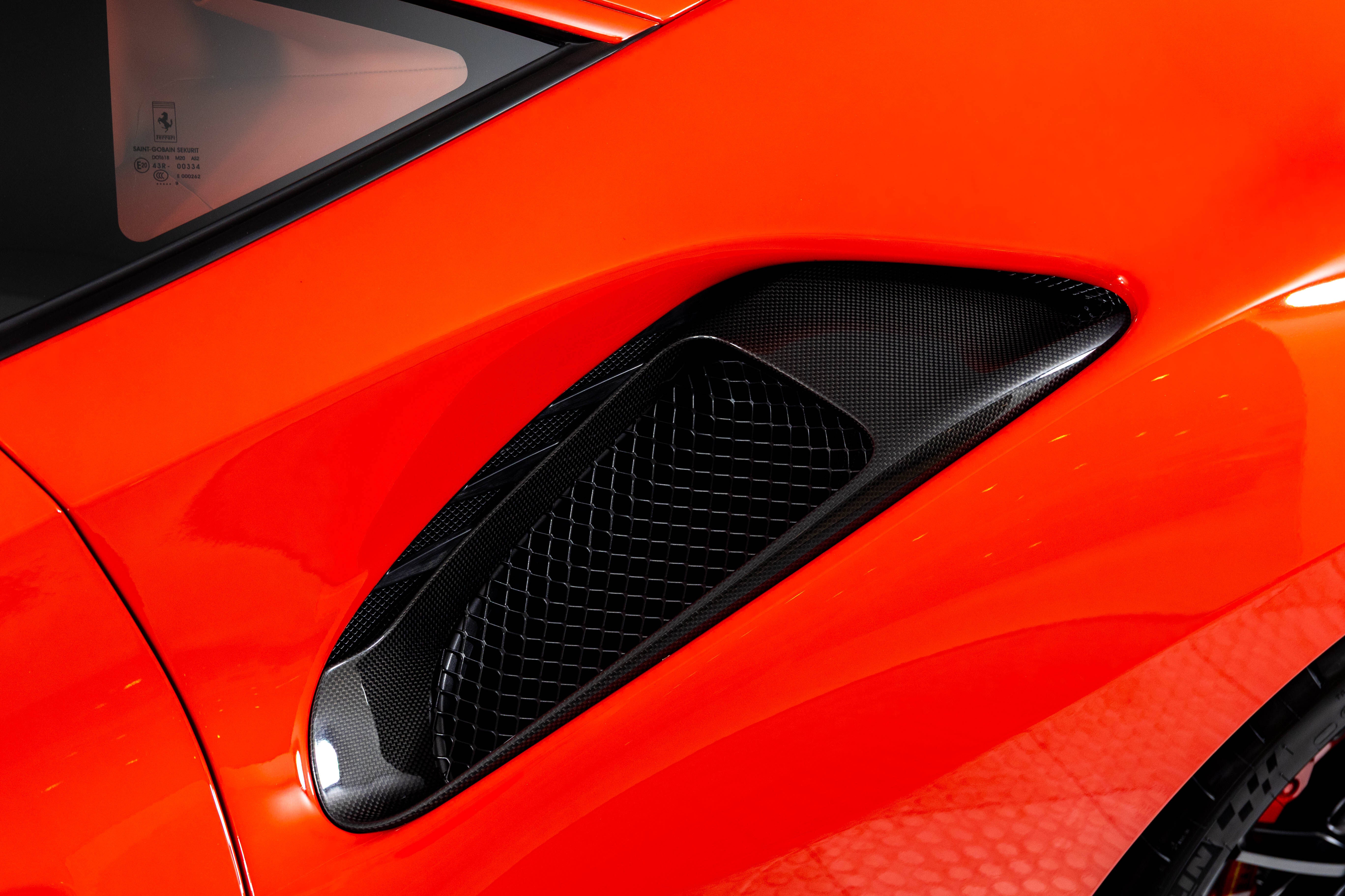 2019 Ferrari 488 Pista Base - Photo 22