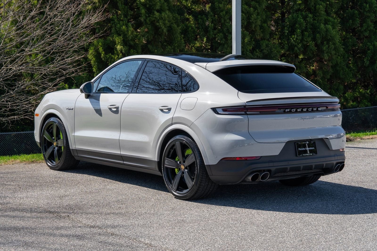 S E-Hybrid Coupe AWD