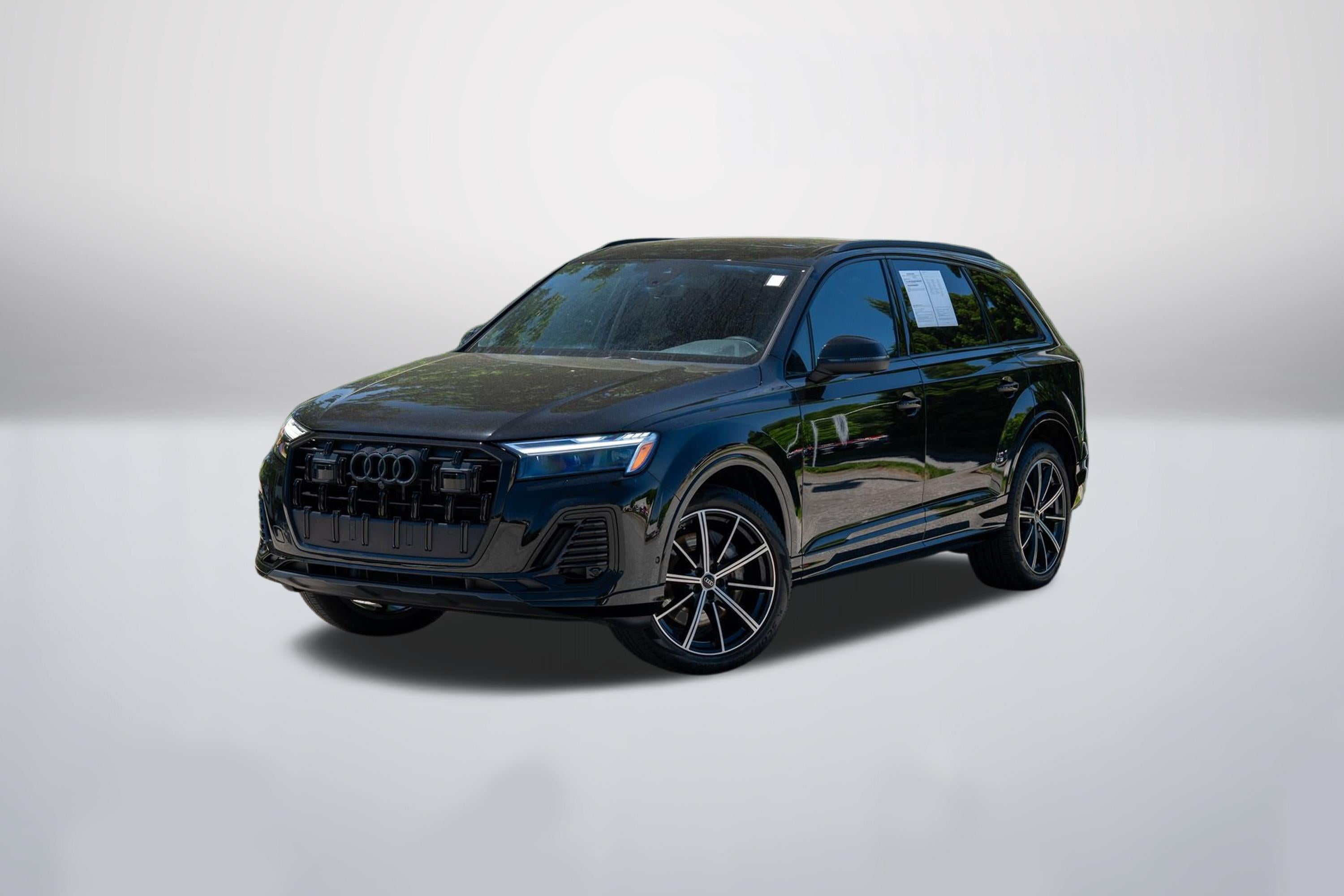 2025 Audi Q7 45 Premium Plus quattro Tiptronic's photo