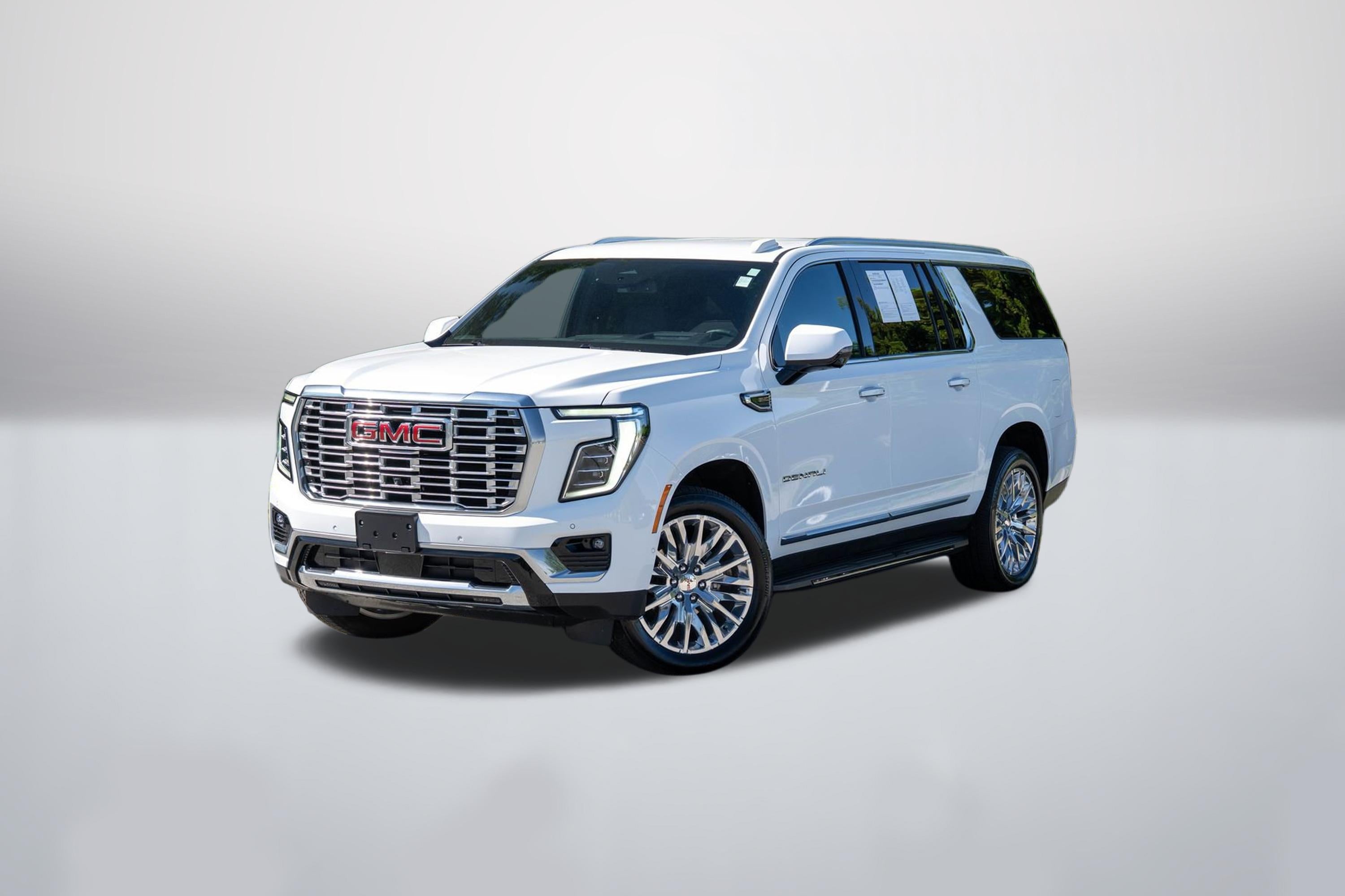 2025 GMC Yukon Denali AWD's photo