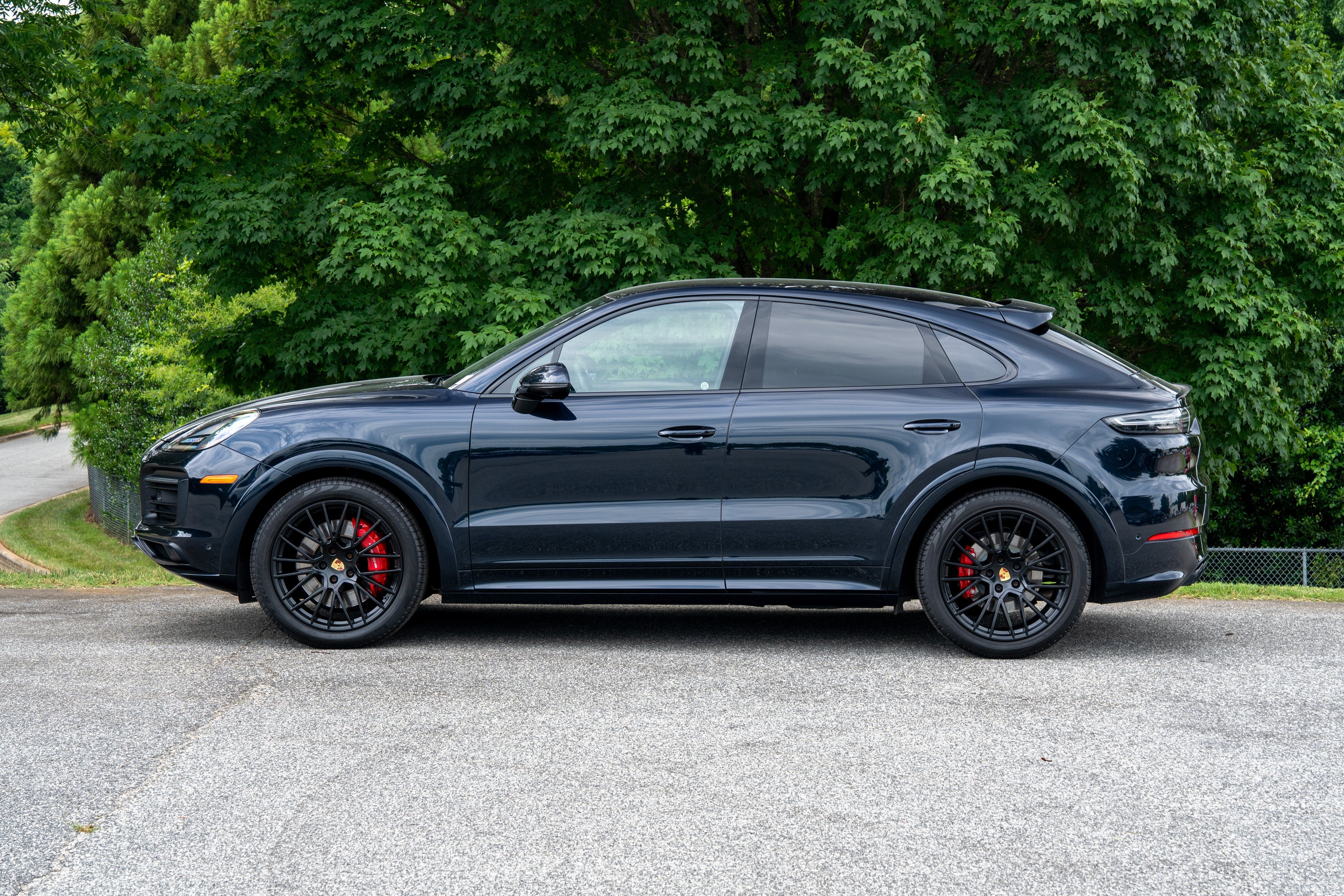 GTS Coupe AWD