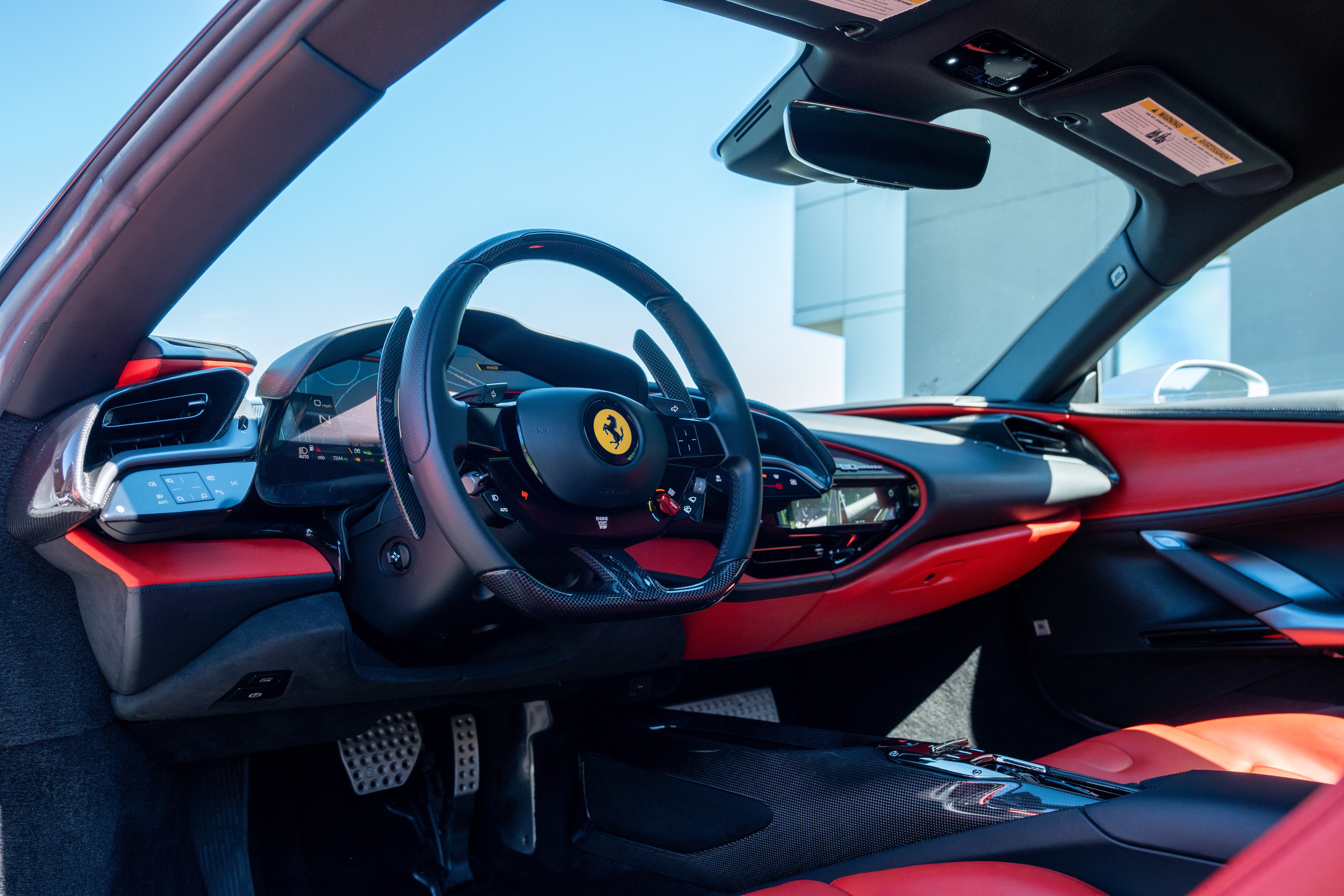 Certified Used 2022 Grigio Titanio Metall Ferrari  image 33