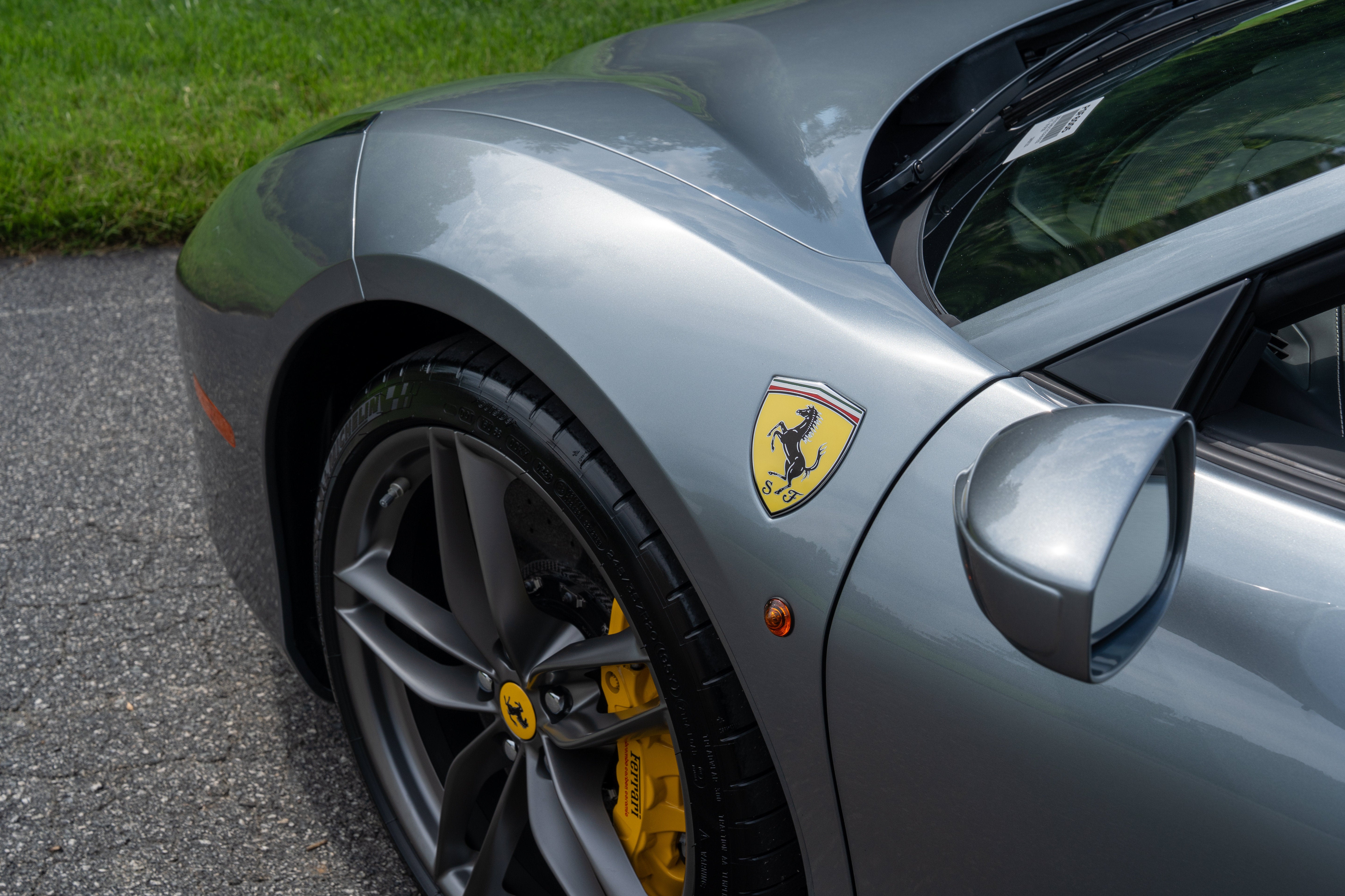Certified Used 2019 Grigio Titanio Metall Ferrari  image 10