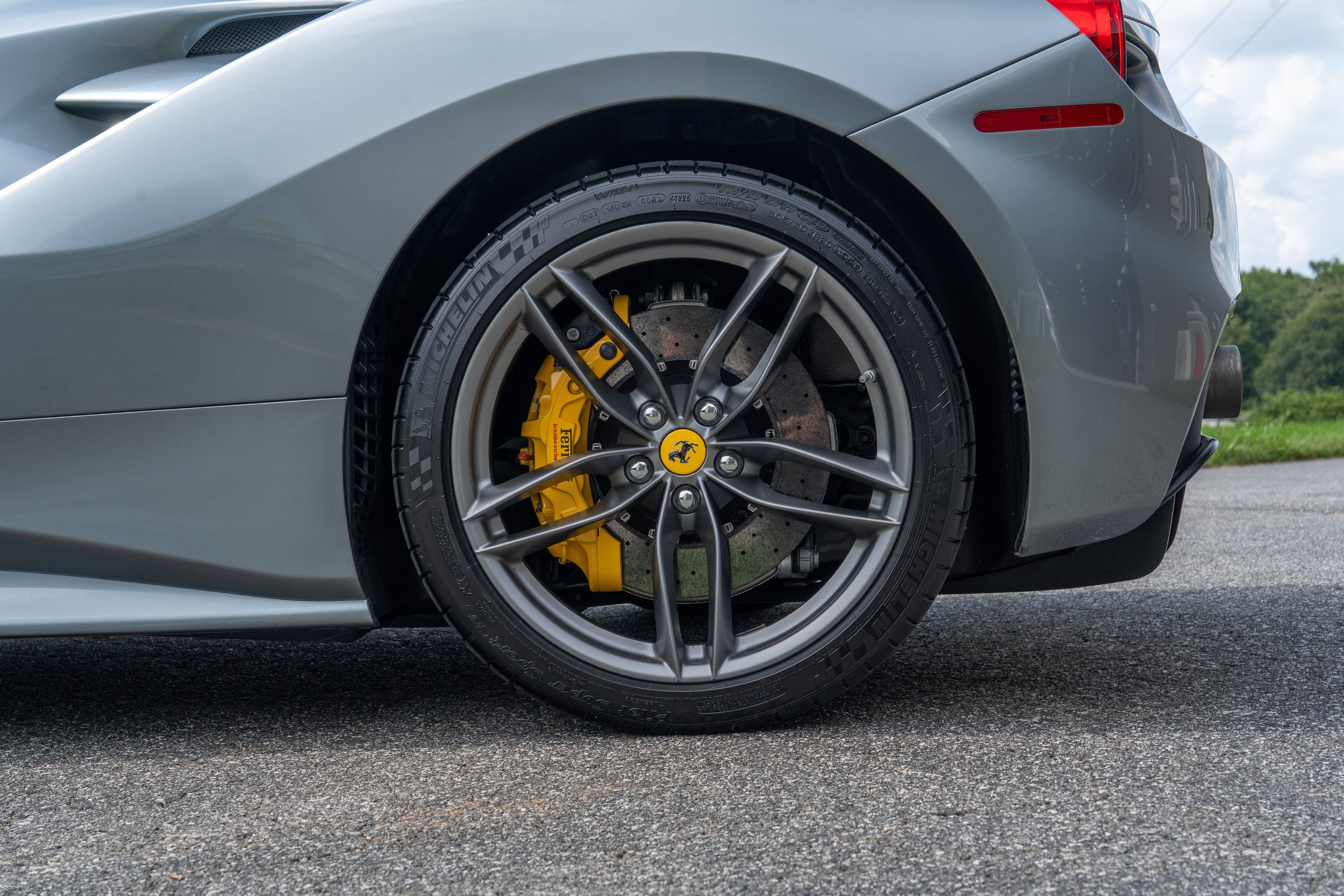 Certified Used 2019 Grigio Titanio Metall Ferrari  image 12