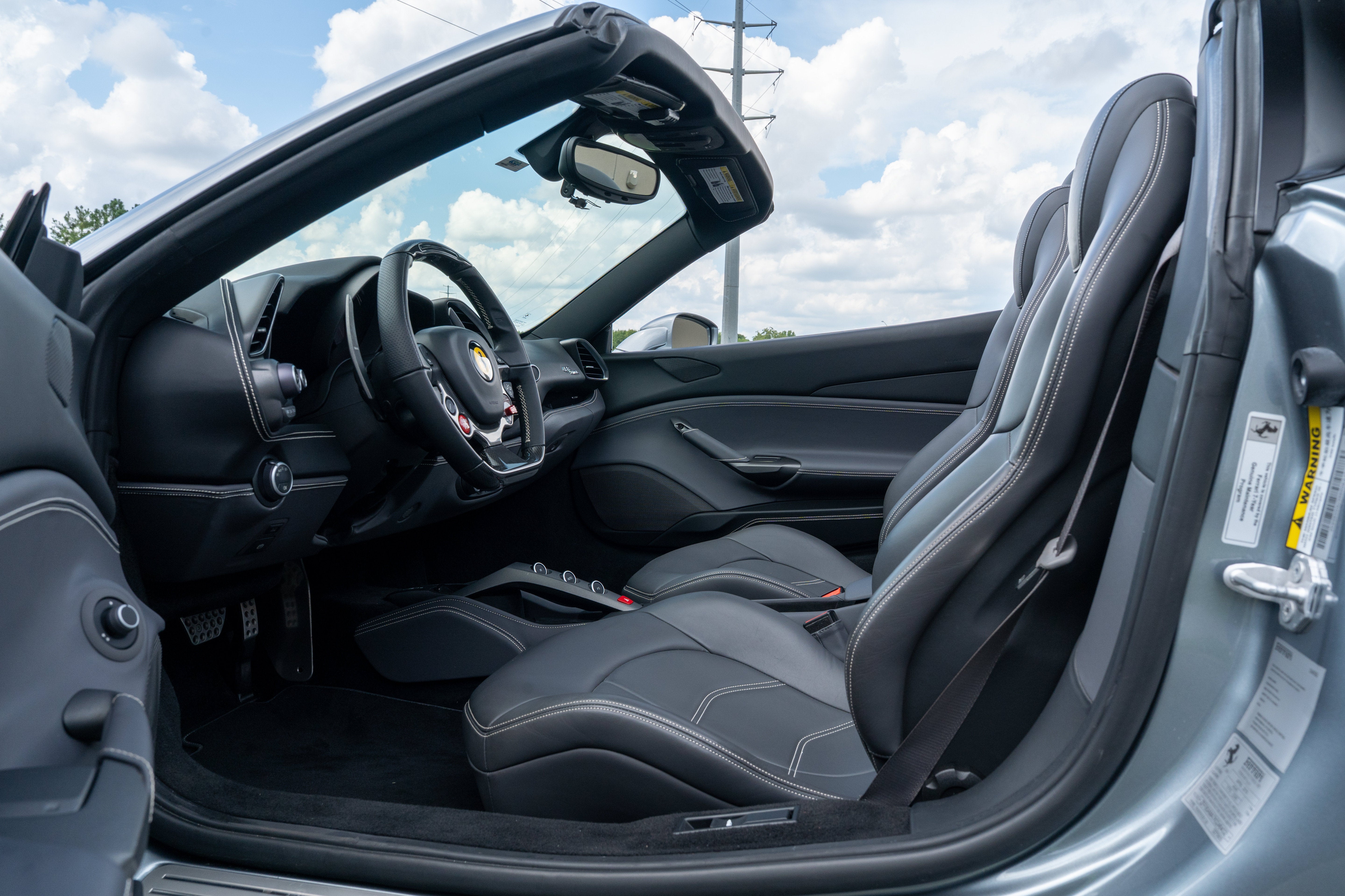 Certified Used 2019 Grigio Titanio Metall Ferrari  image 35