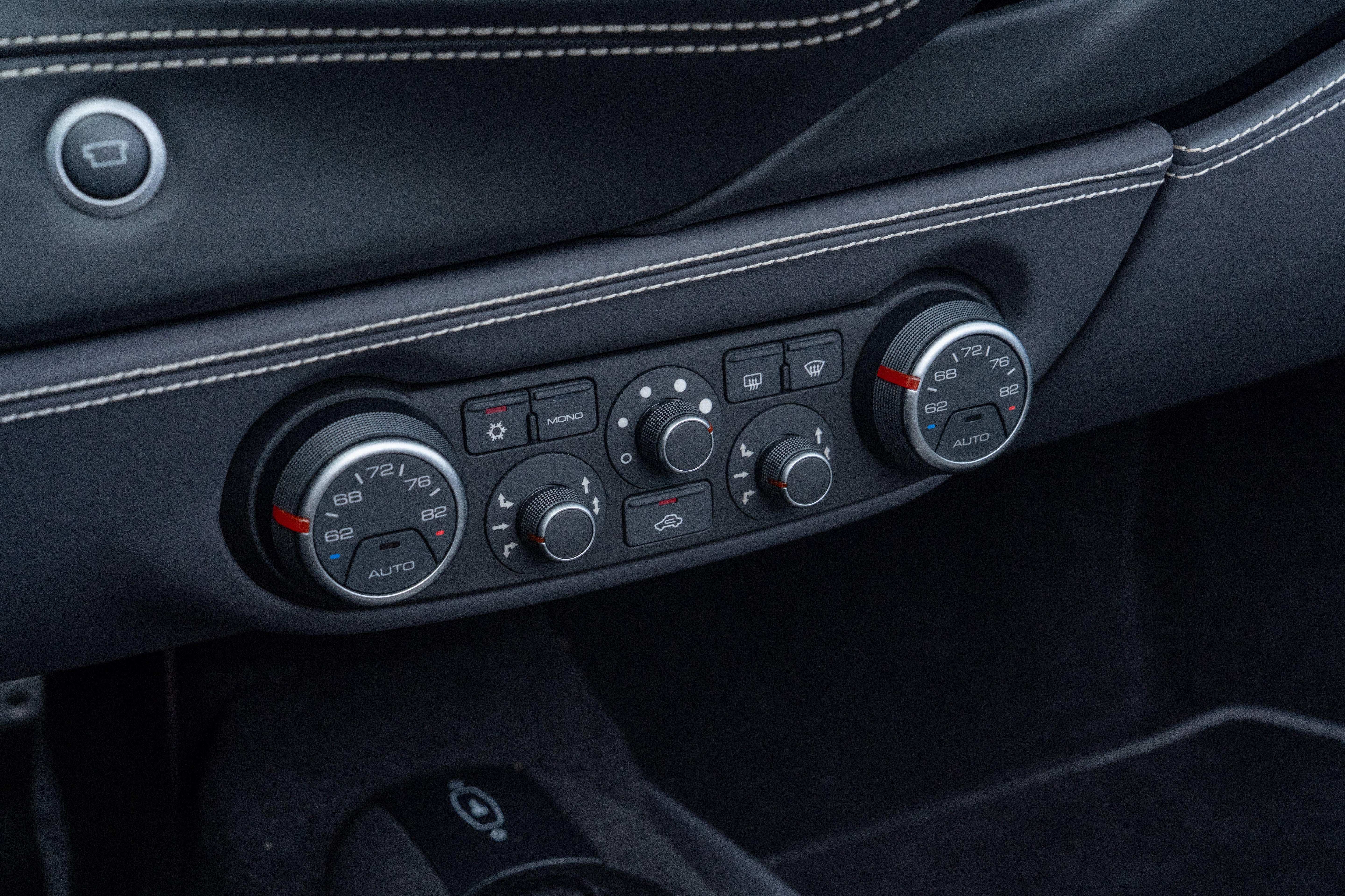 Certified Used 2019 Grigio Titanio Metall Ferrari  image 49