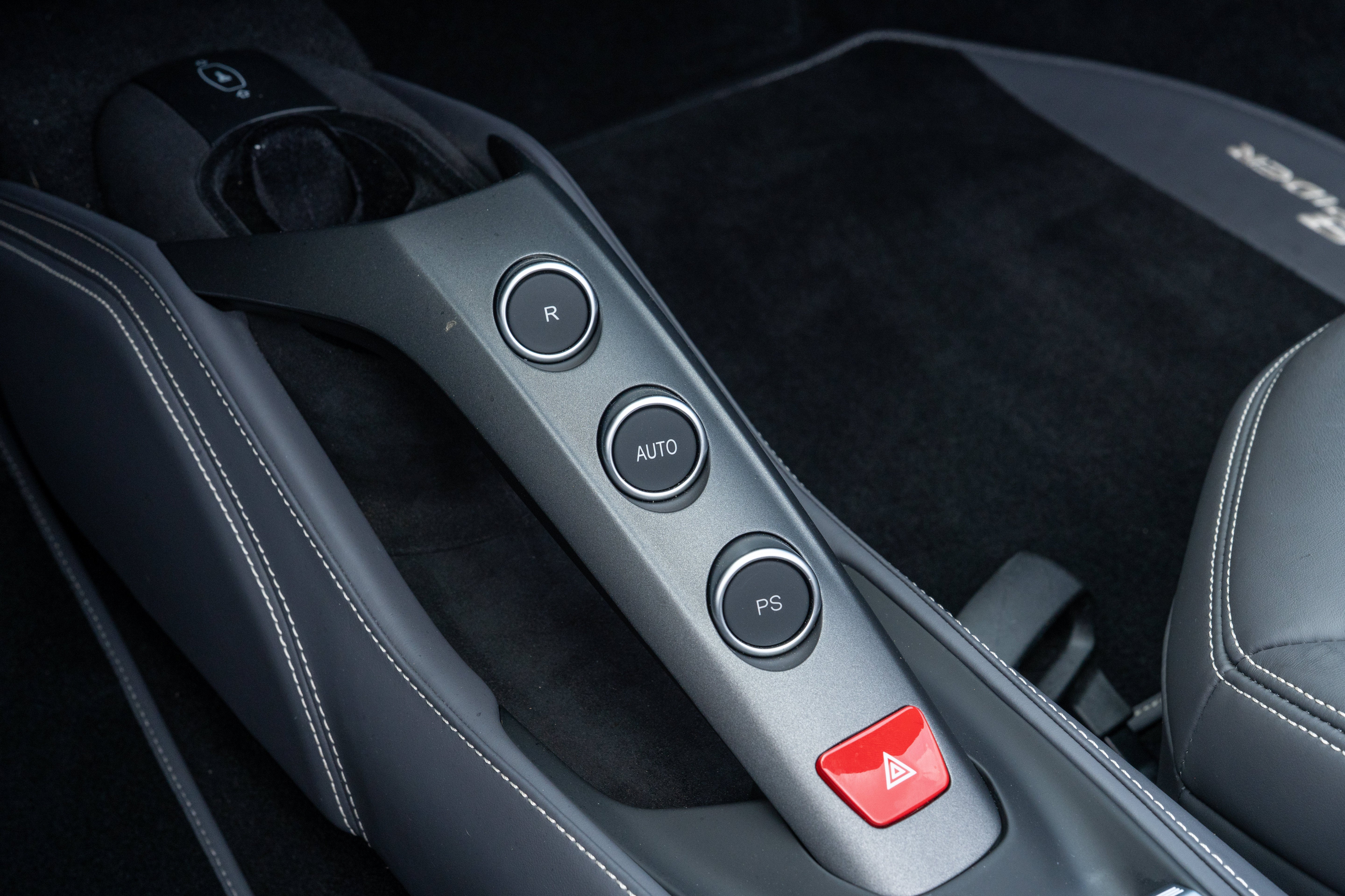 Certified Used 2019 Grigio Titanio Metall Ferrari  image 50