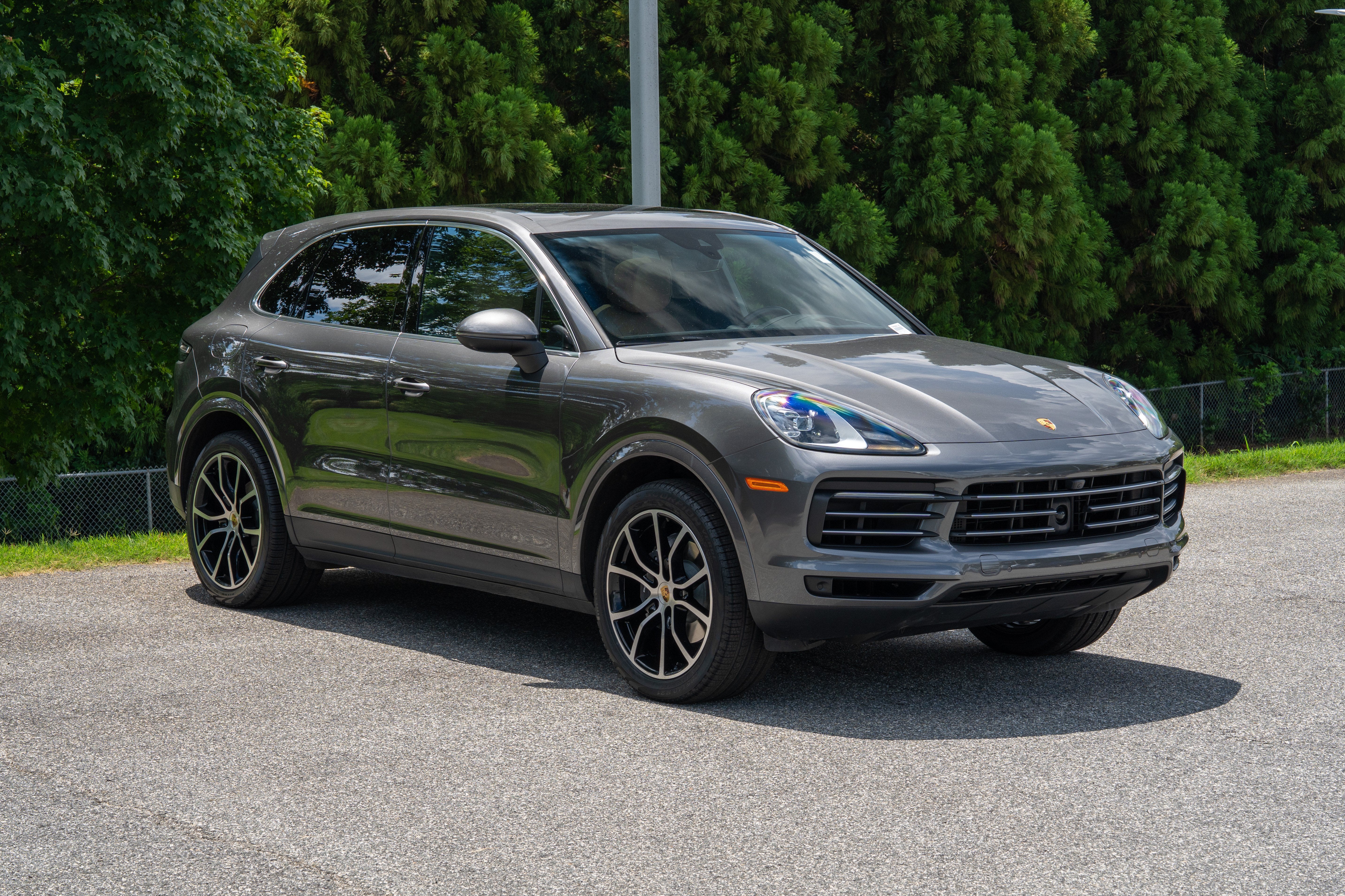 Used 2020 Quartzite Grey Metallic Porsche Base image 9