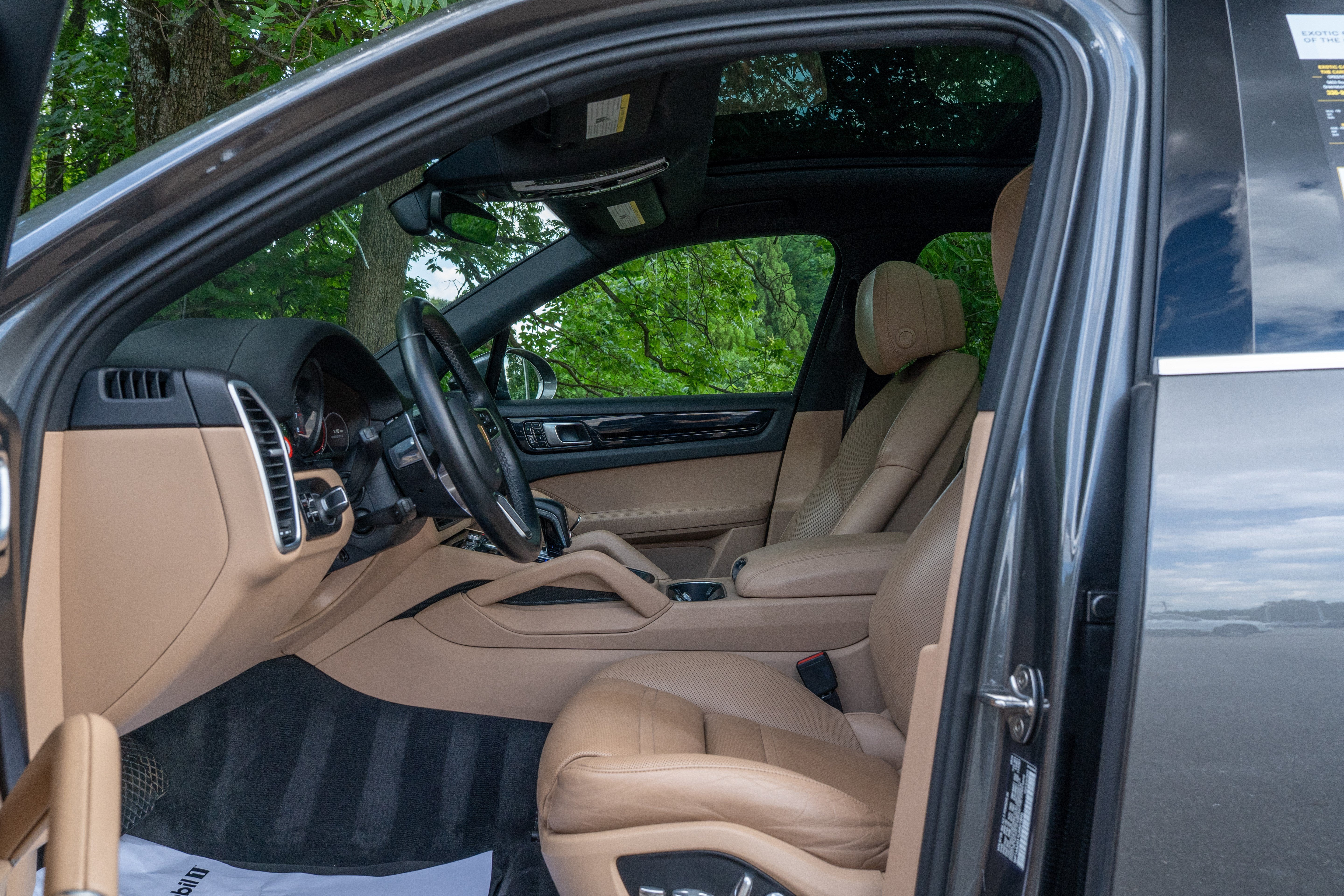 Used 2020 Quartzite Grey Metallic Porsche Base image 24