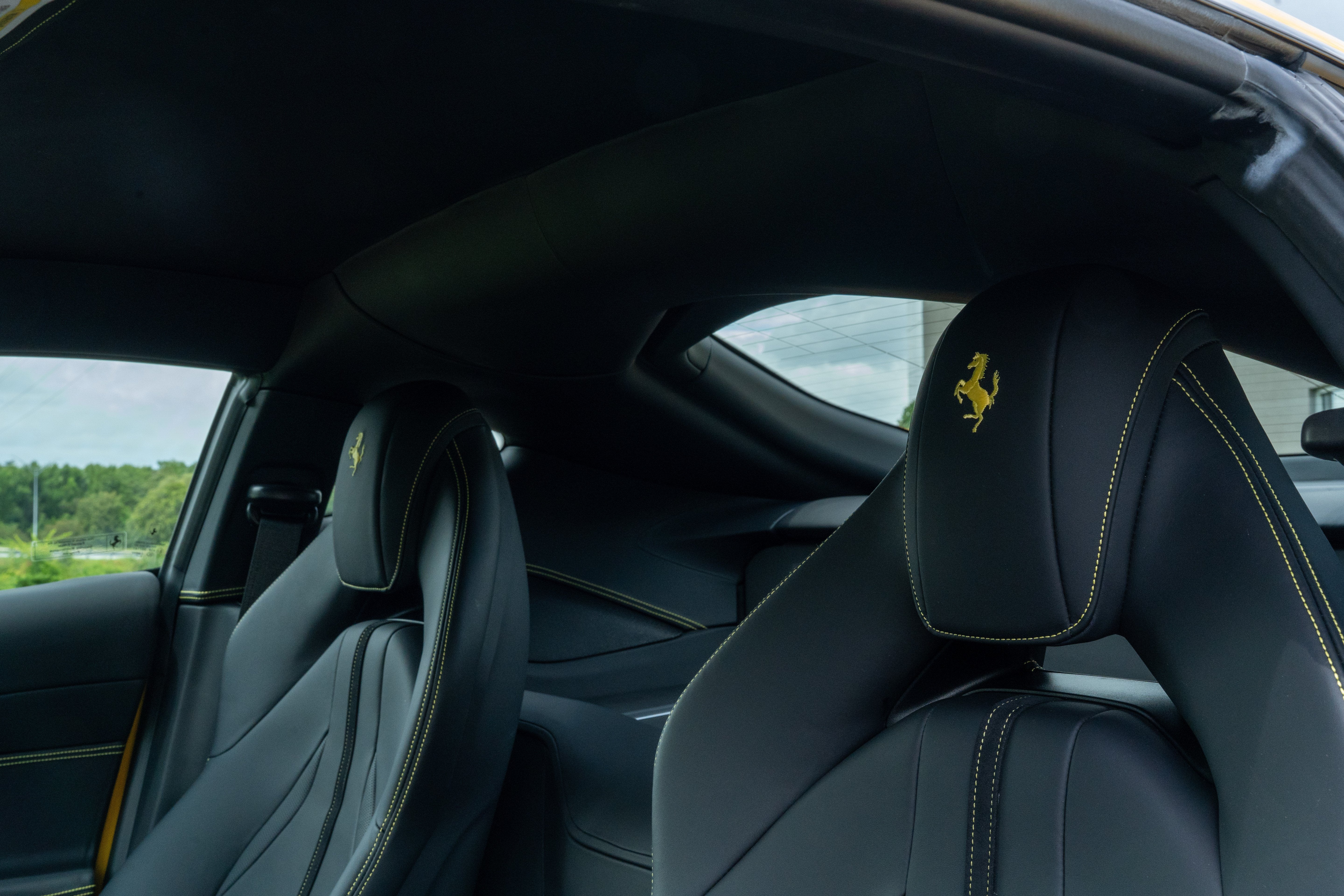 Certified Used 2019 Giallo Modena Ferrari  image 33
