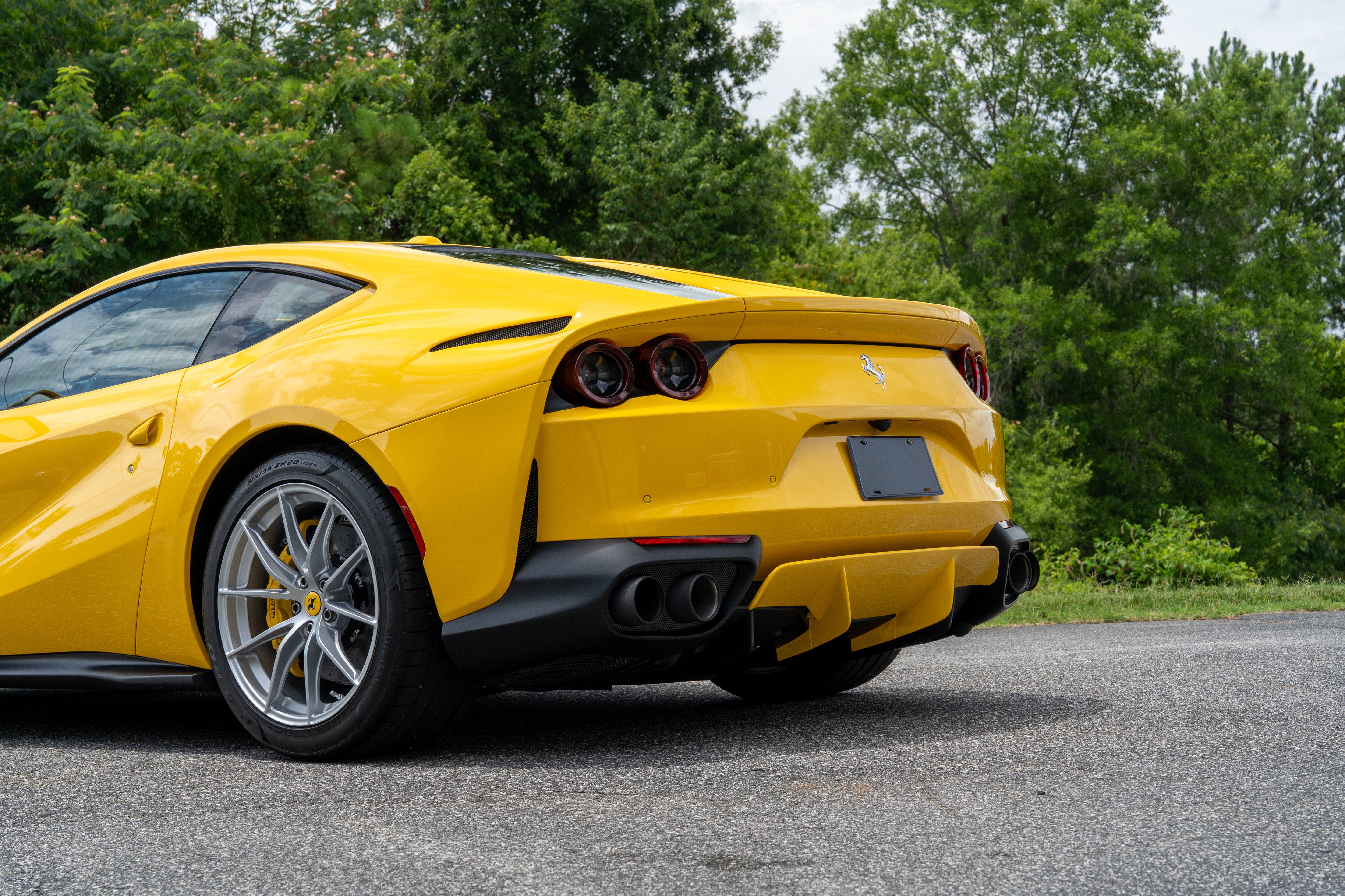 Certified Used 2019 Giallo Modena Ferrari  image 21