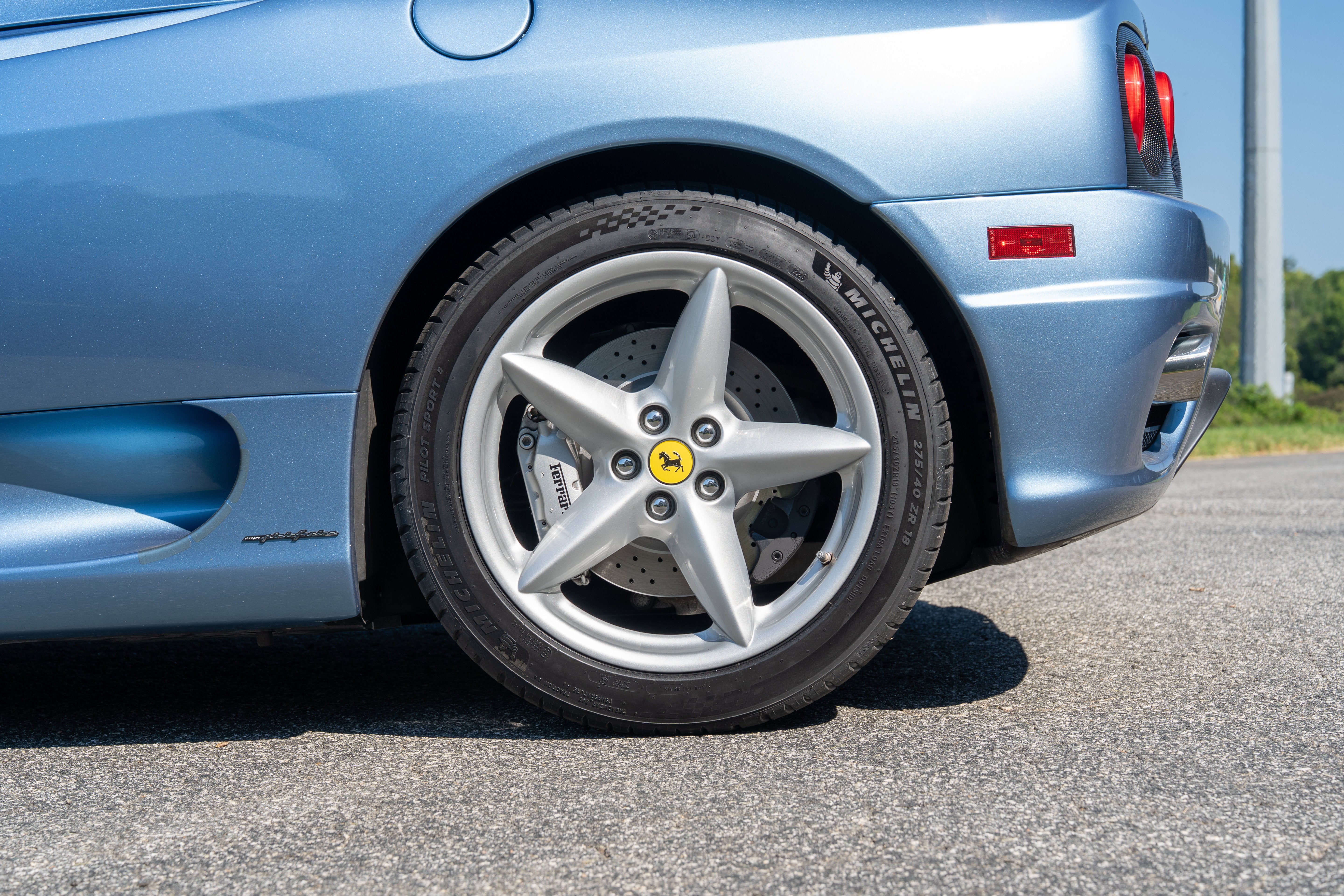 Used 2001 Azzurro California Ferrari  image 12