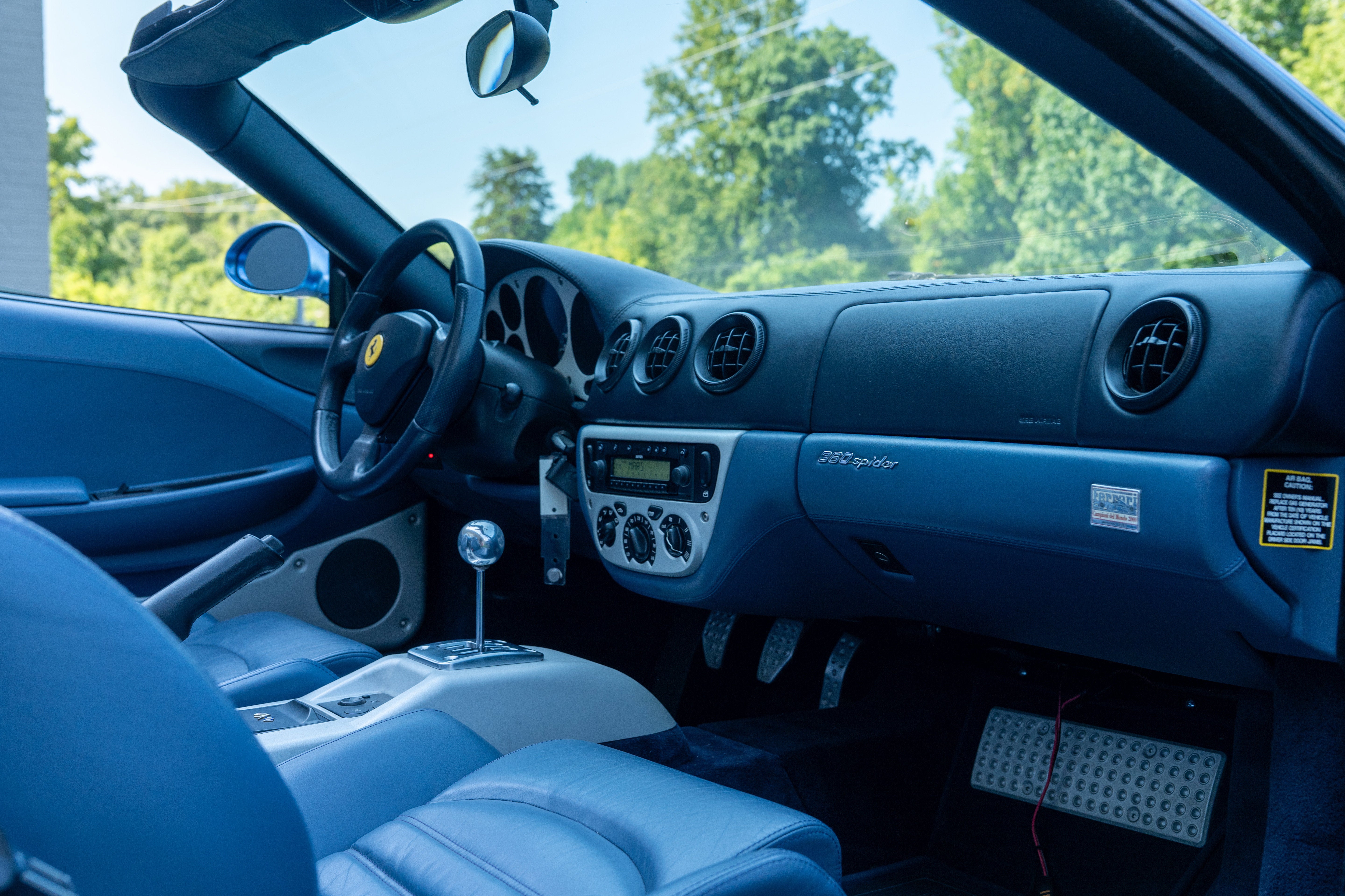 Used 2001 Azzurro California Ferrari  image 48
