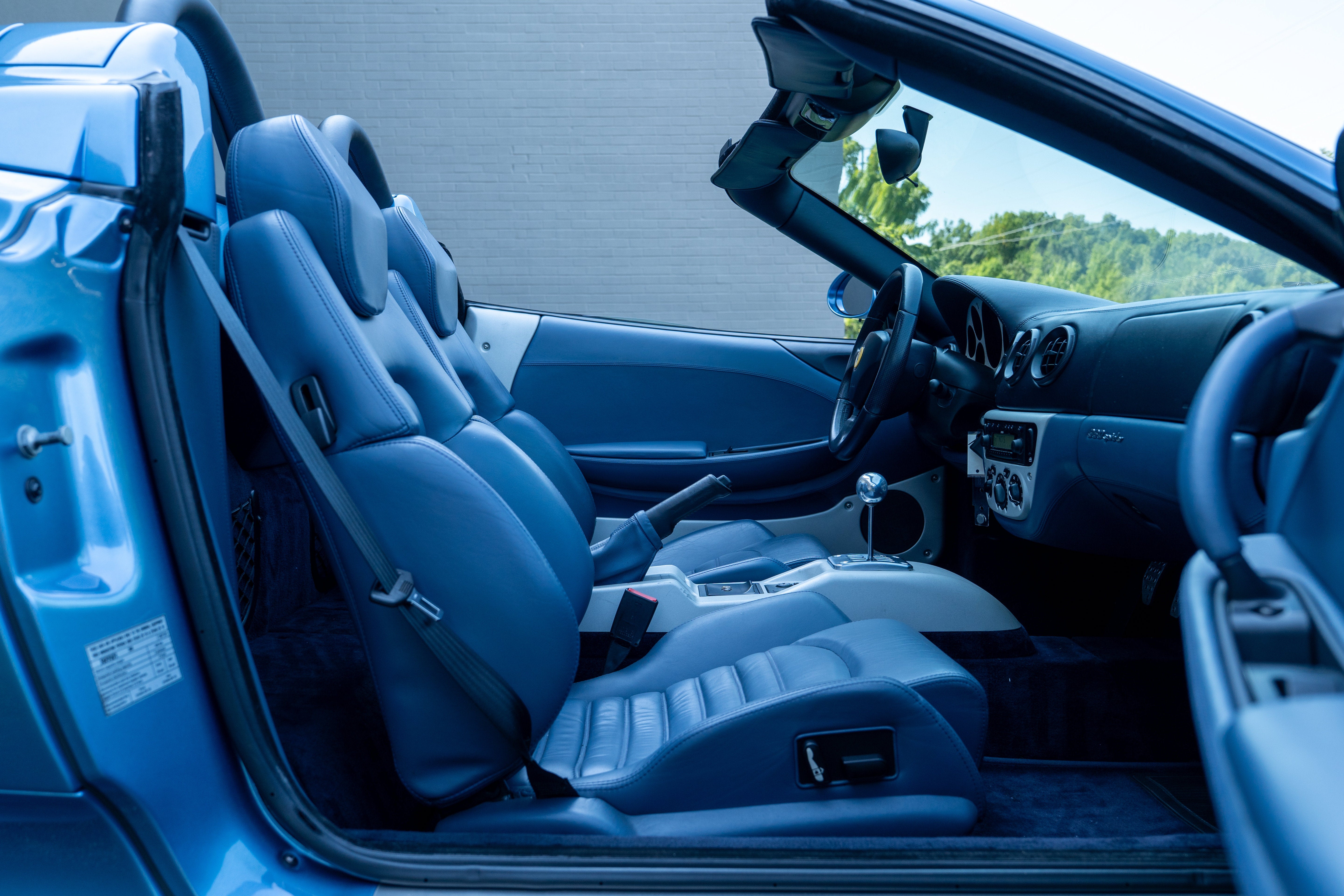 Used 2001 Azzurro California Ferrari  image 49
