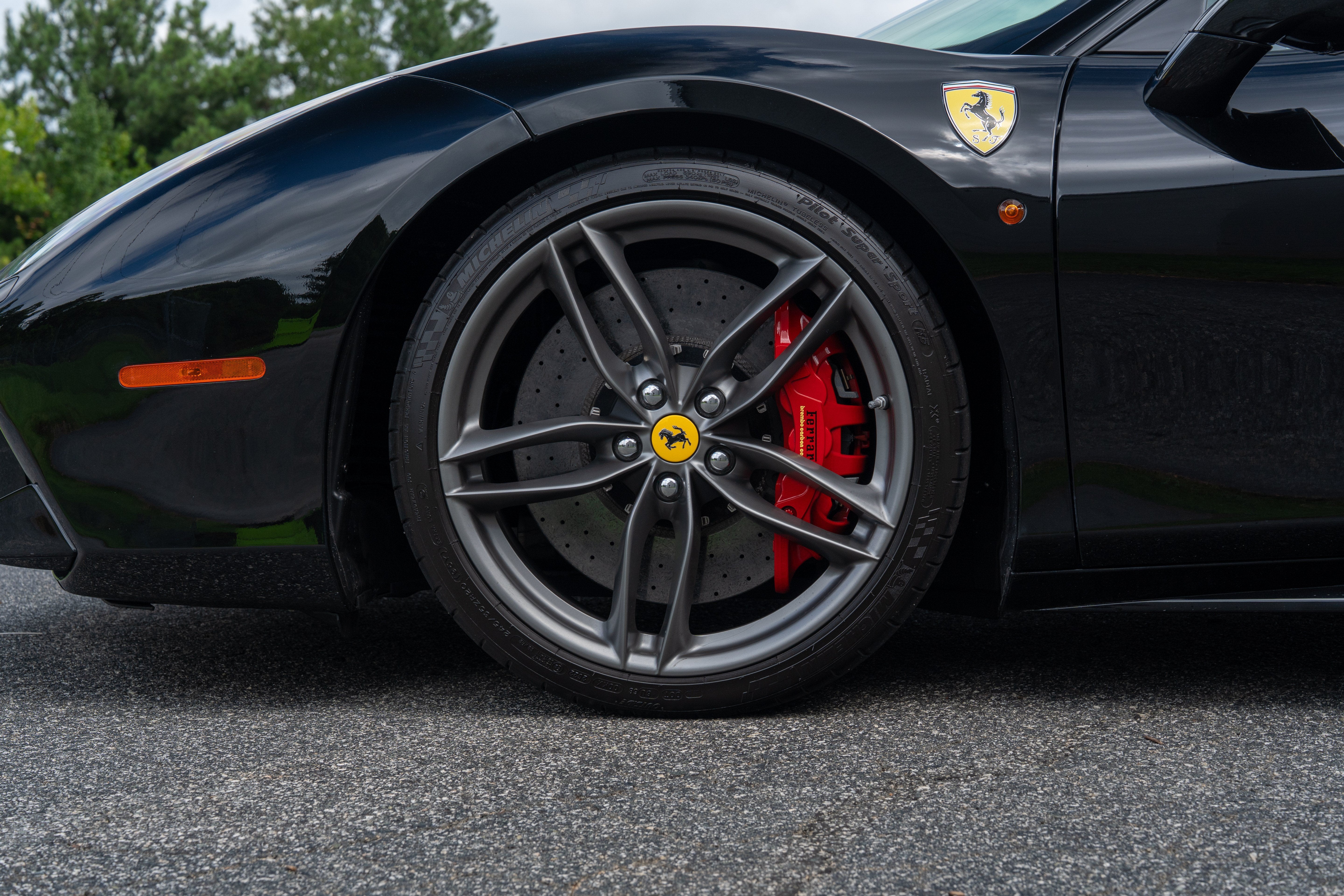 Certified Used 2018 Nero Ferrari  image 10