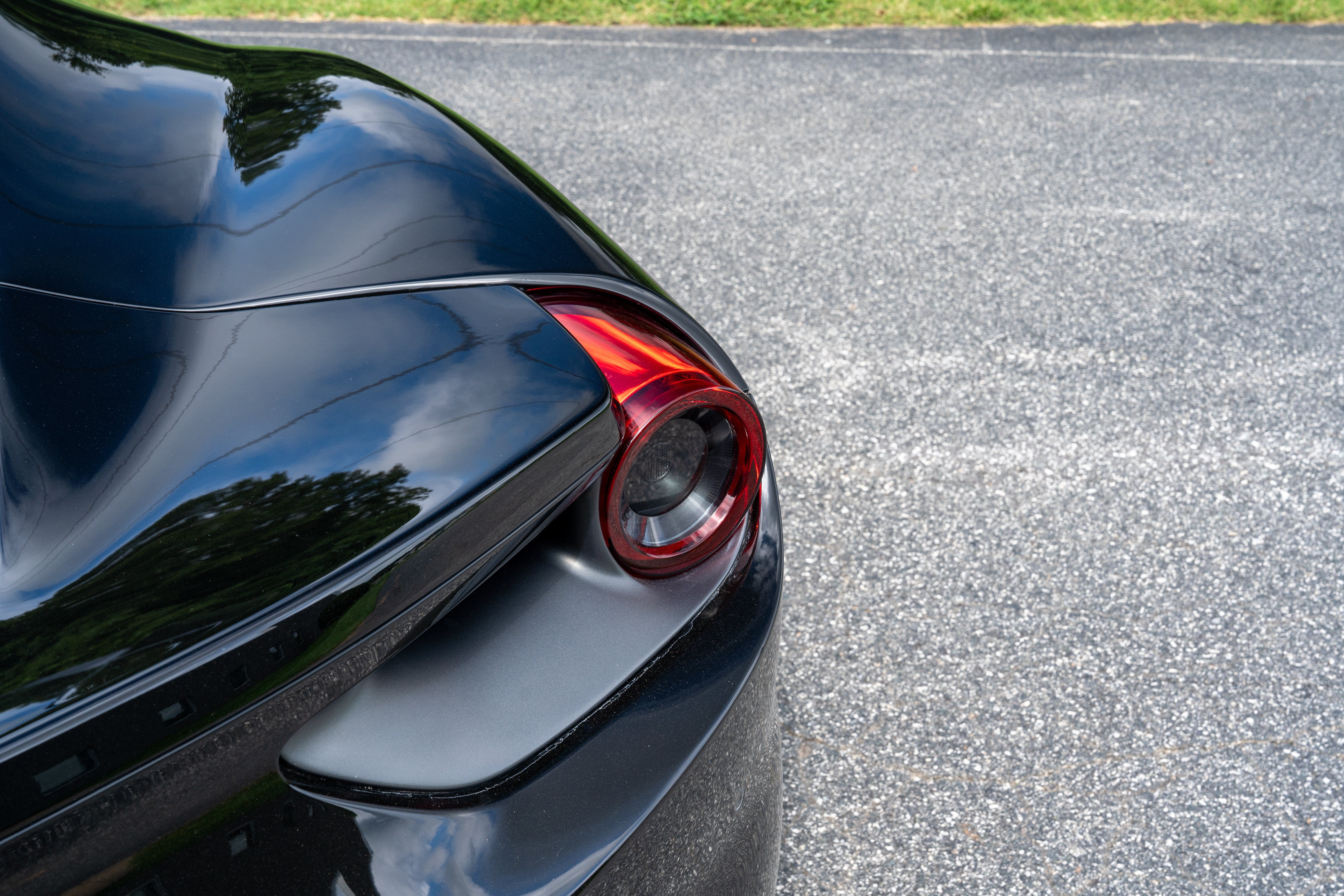 Certified Used 2018 Nero Ferrari  image 18