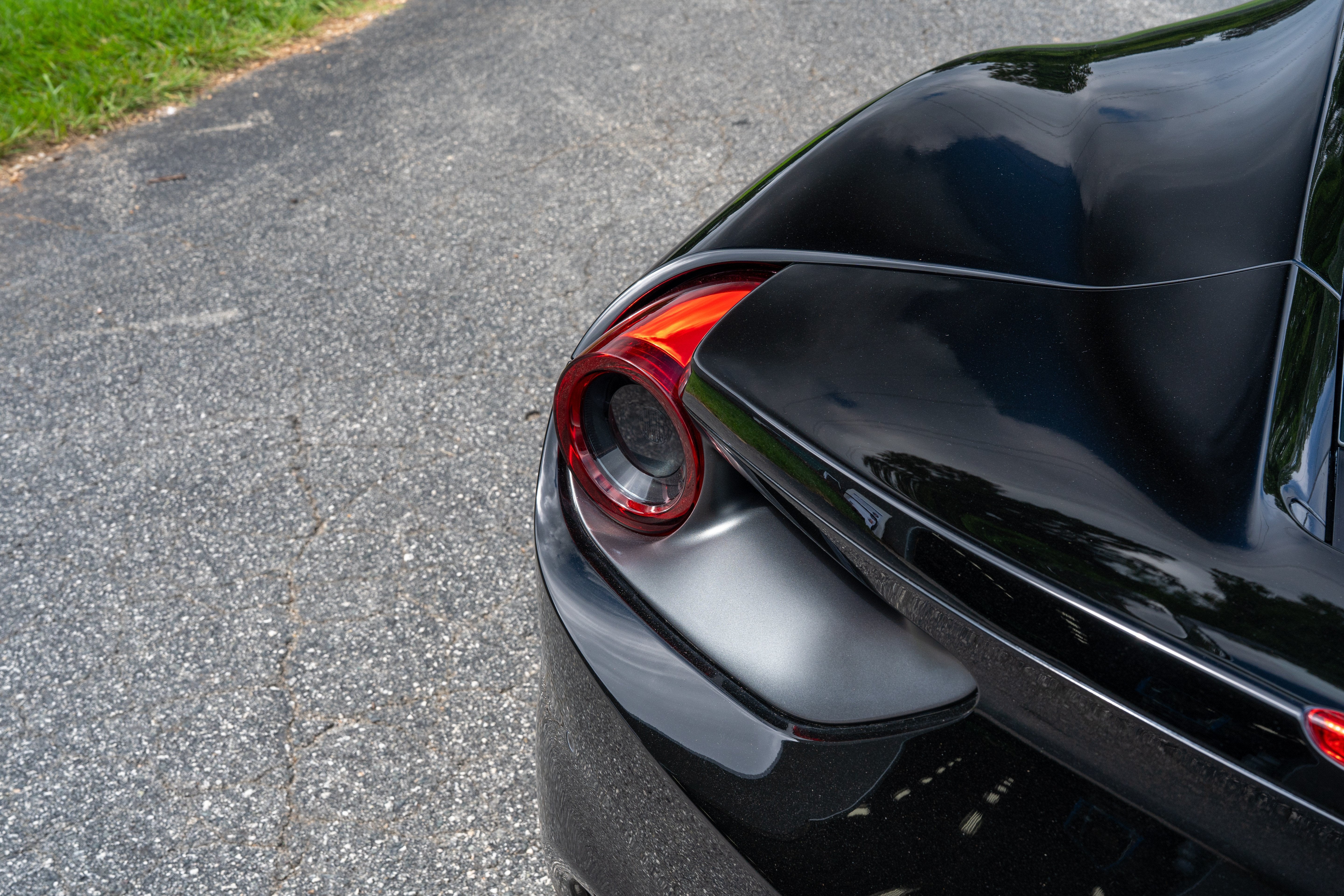 Certified Used 2018 Nero Ferrari  image 19
