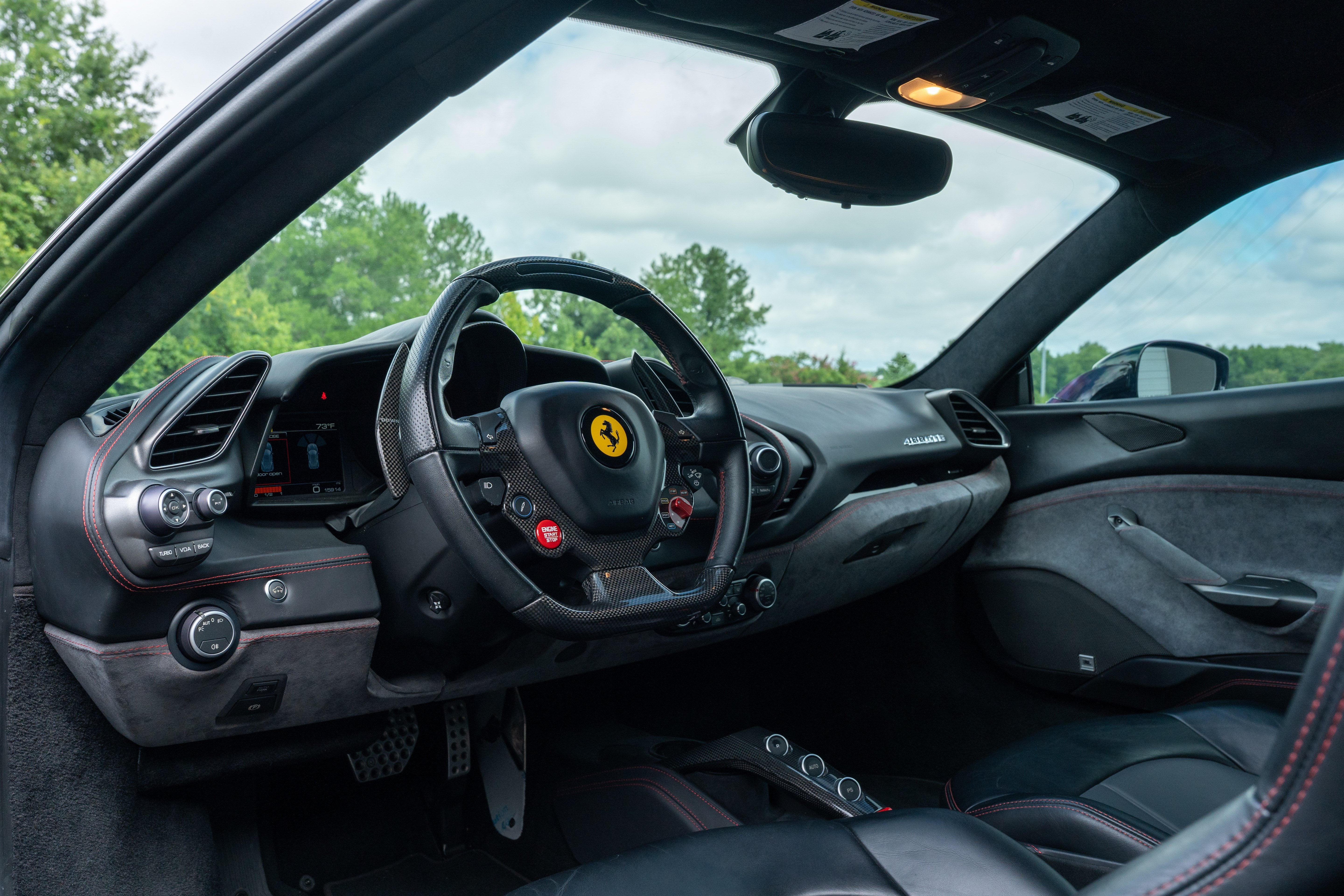 Certified Used 2018 Nero Ferrari  image 31