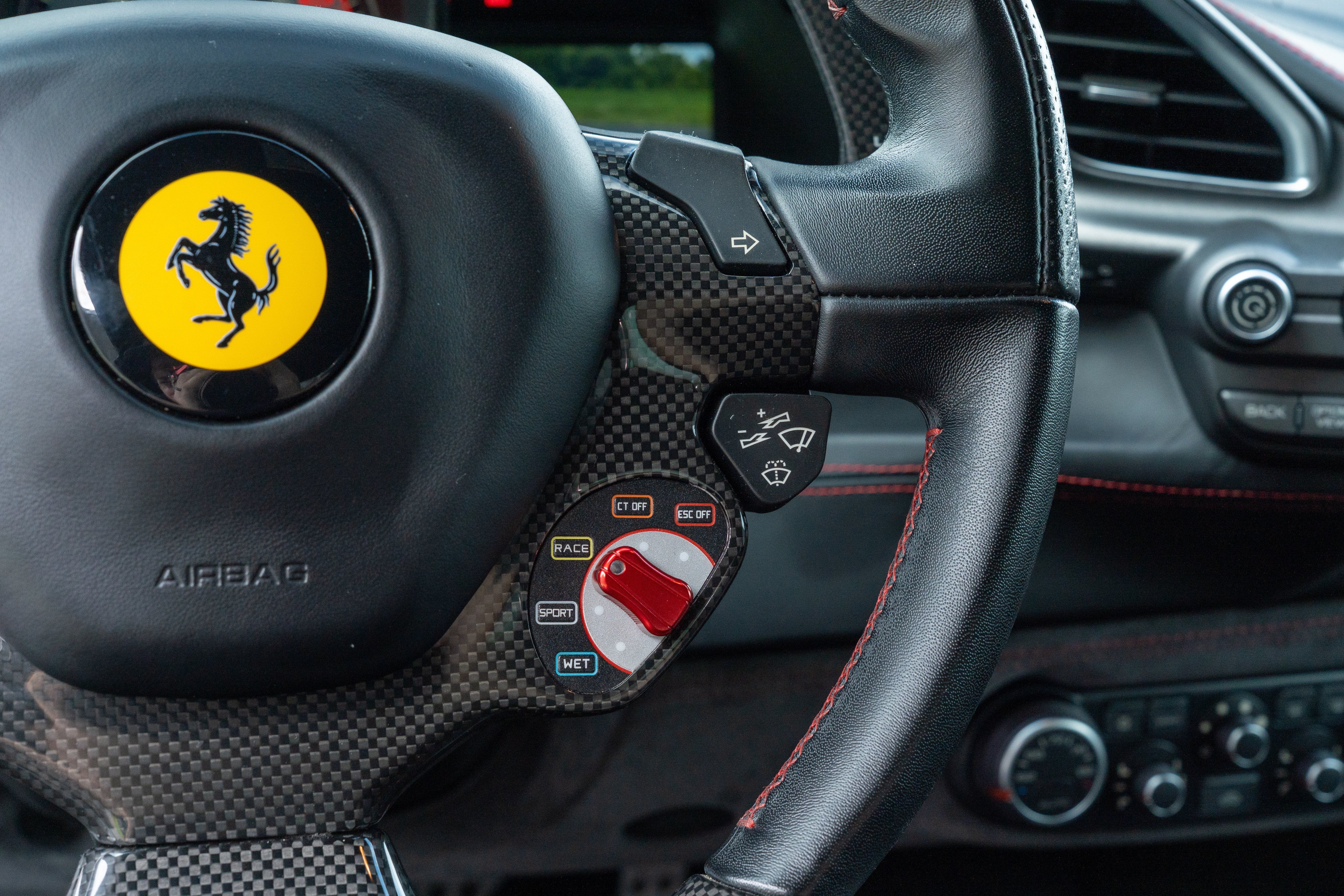 Certified Used 2018 Nero Ferrari  image 39