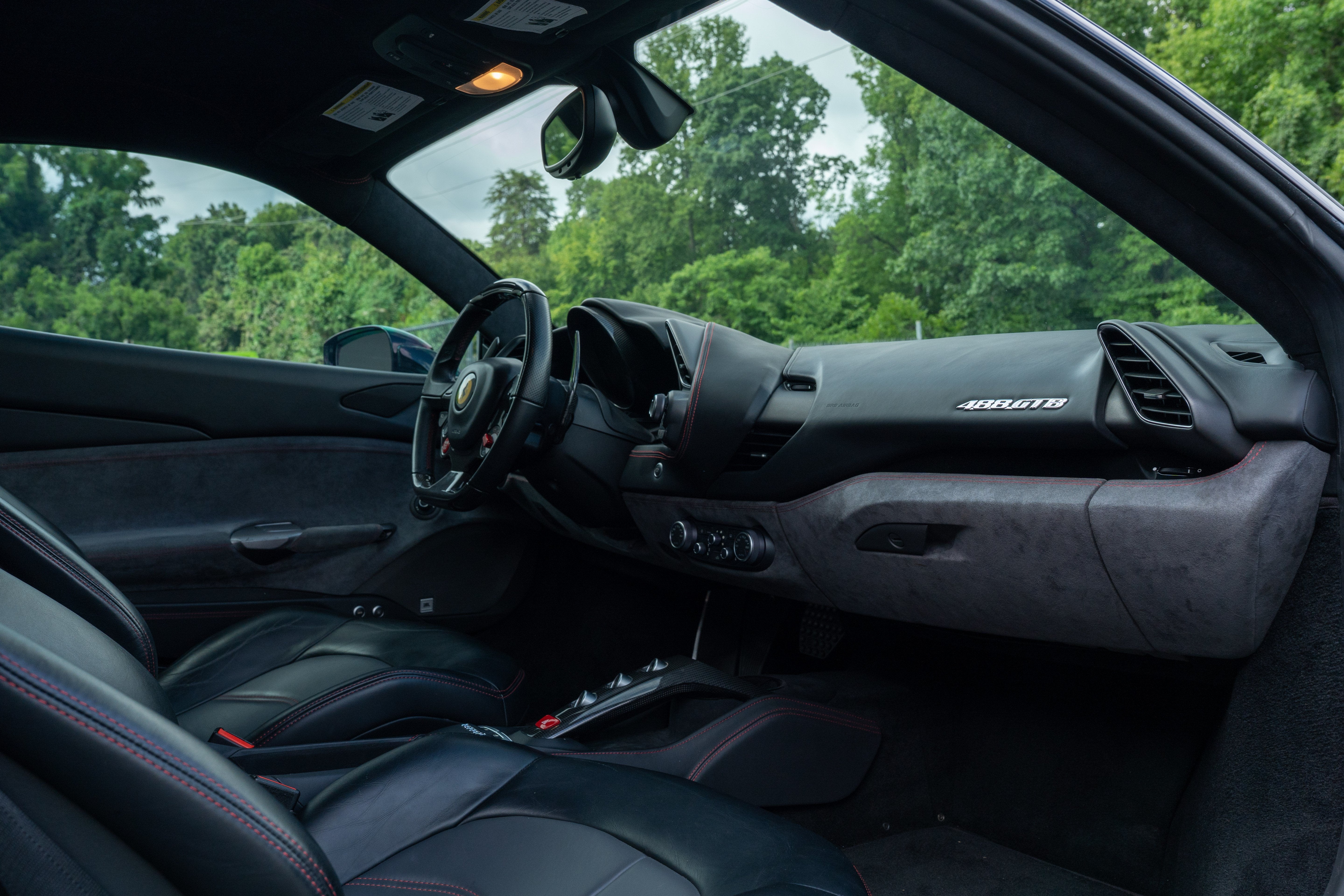 Certified Used 2018 Nero Ferrari  image 49