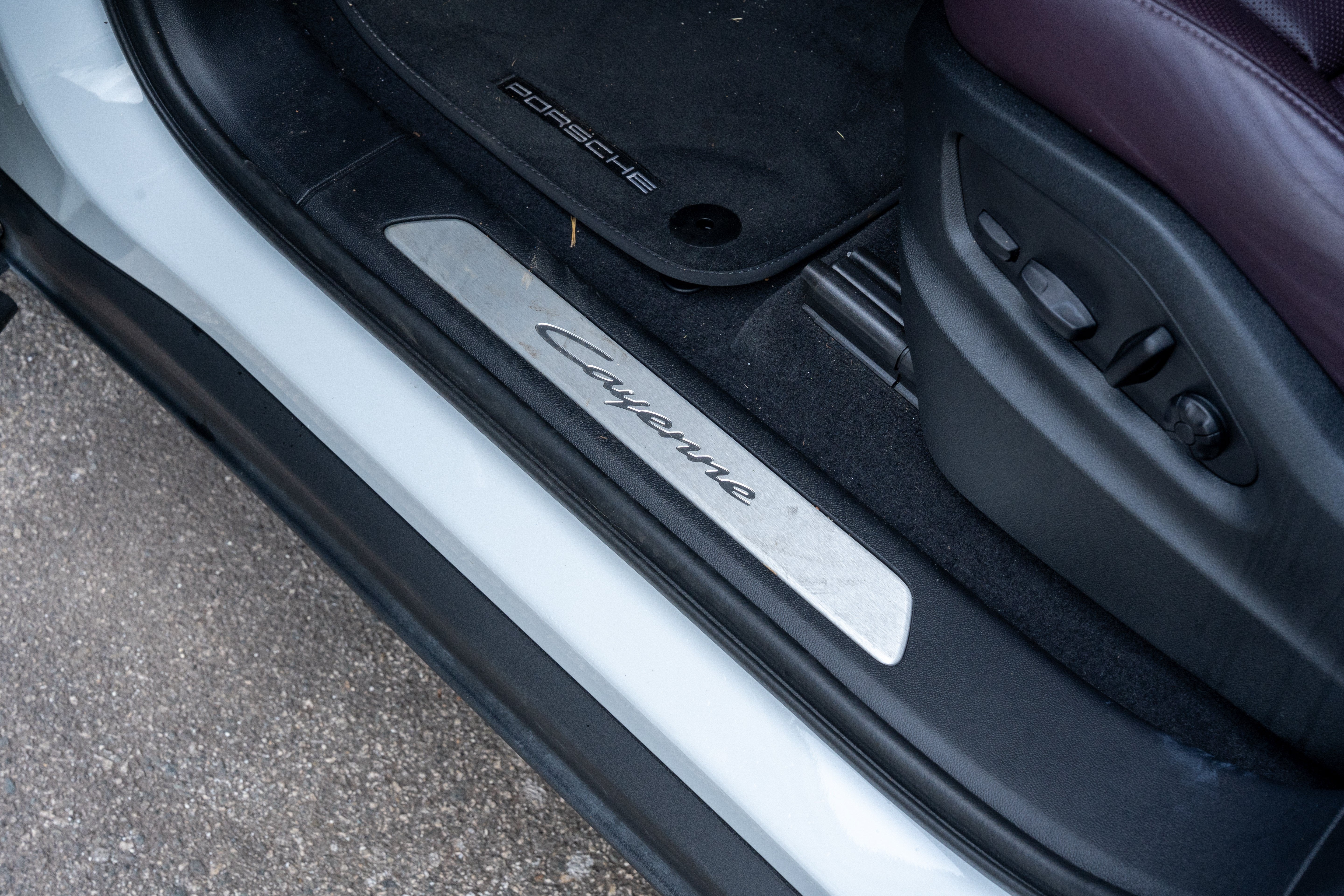 Used 2024 Carrara White Metallic Porsche  image 23