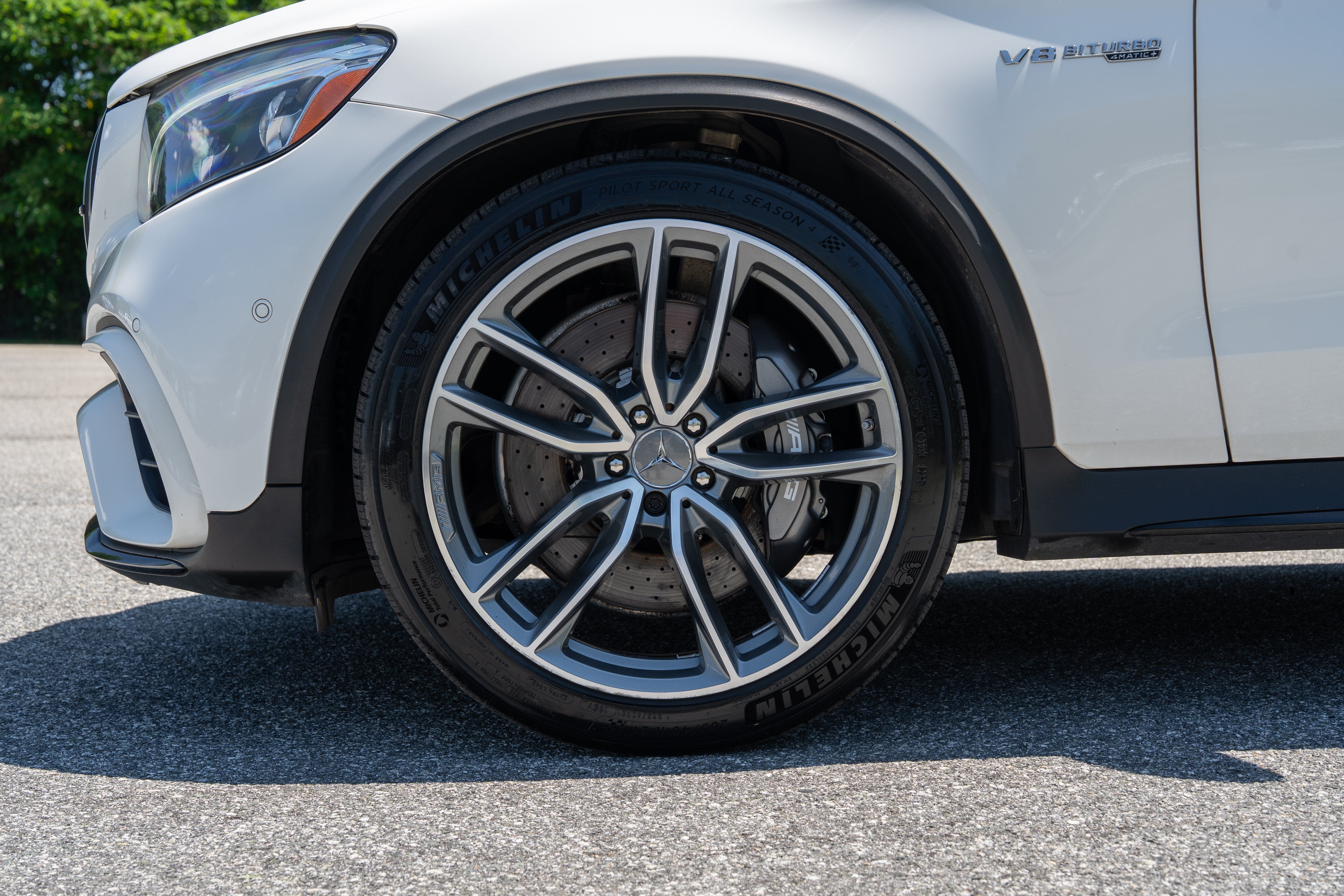 Used 2019 designo Diamond White Metallic Mercedes-Benz AMG® 63 4MATIC+ image 11