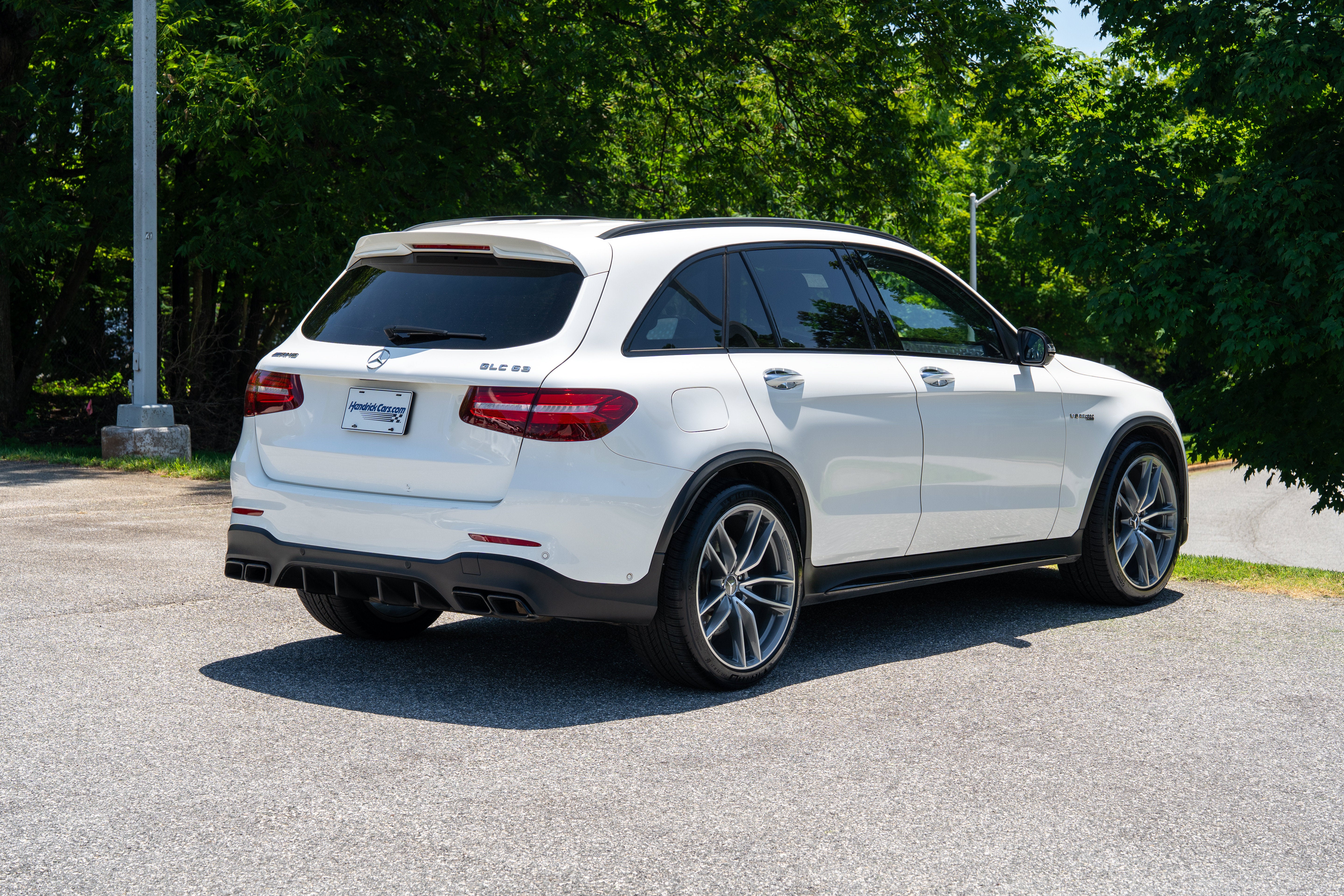 Used 2019 designo Diamond White Metallic Mercedes-Benz AMG® 63 4MATIC+ image 8