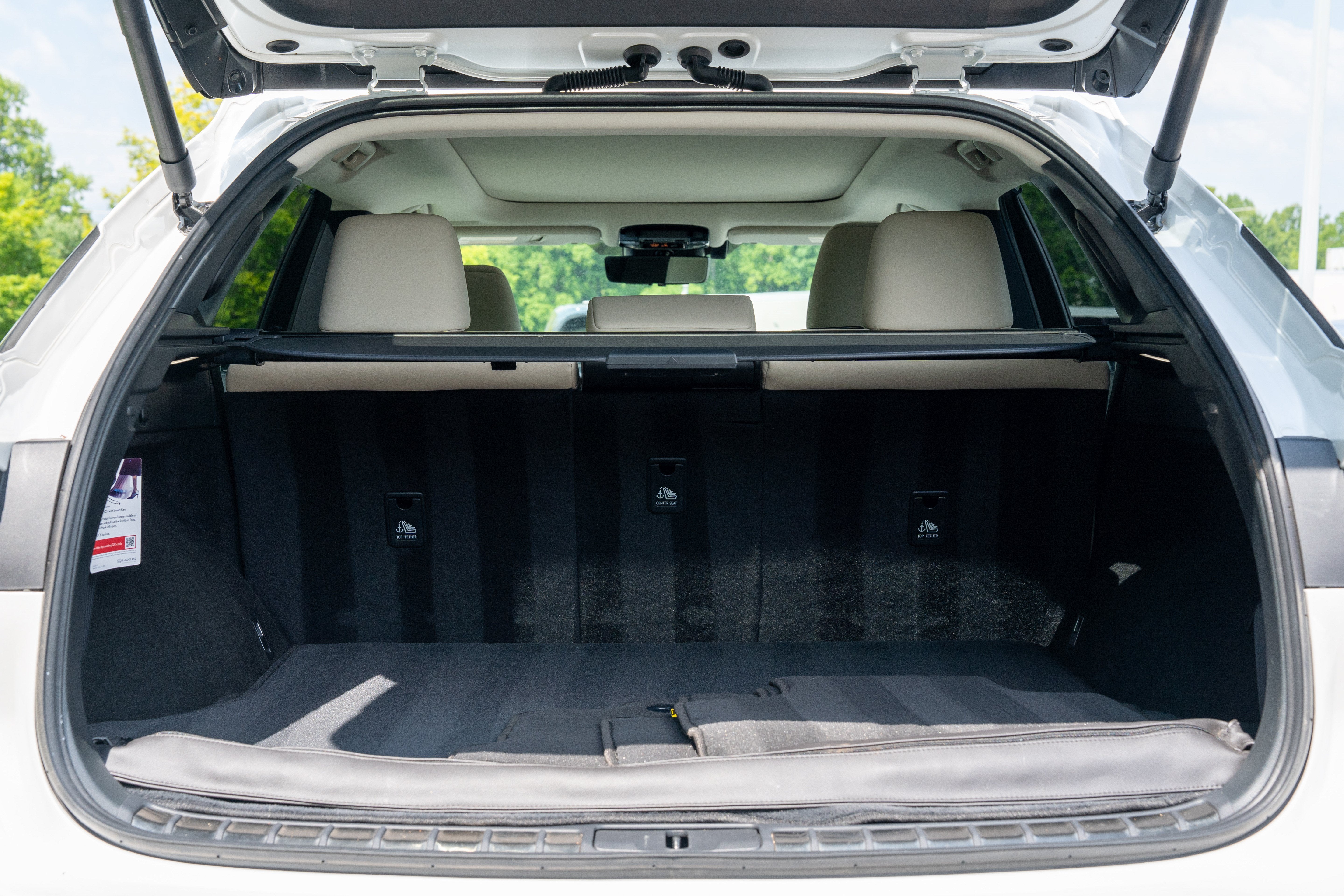 Used 2023 Eminent White Pearl Lexus 350 Luxury image 28