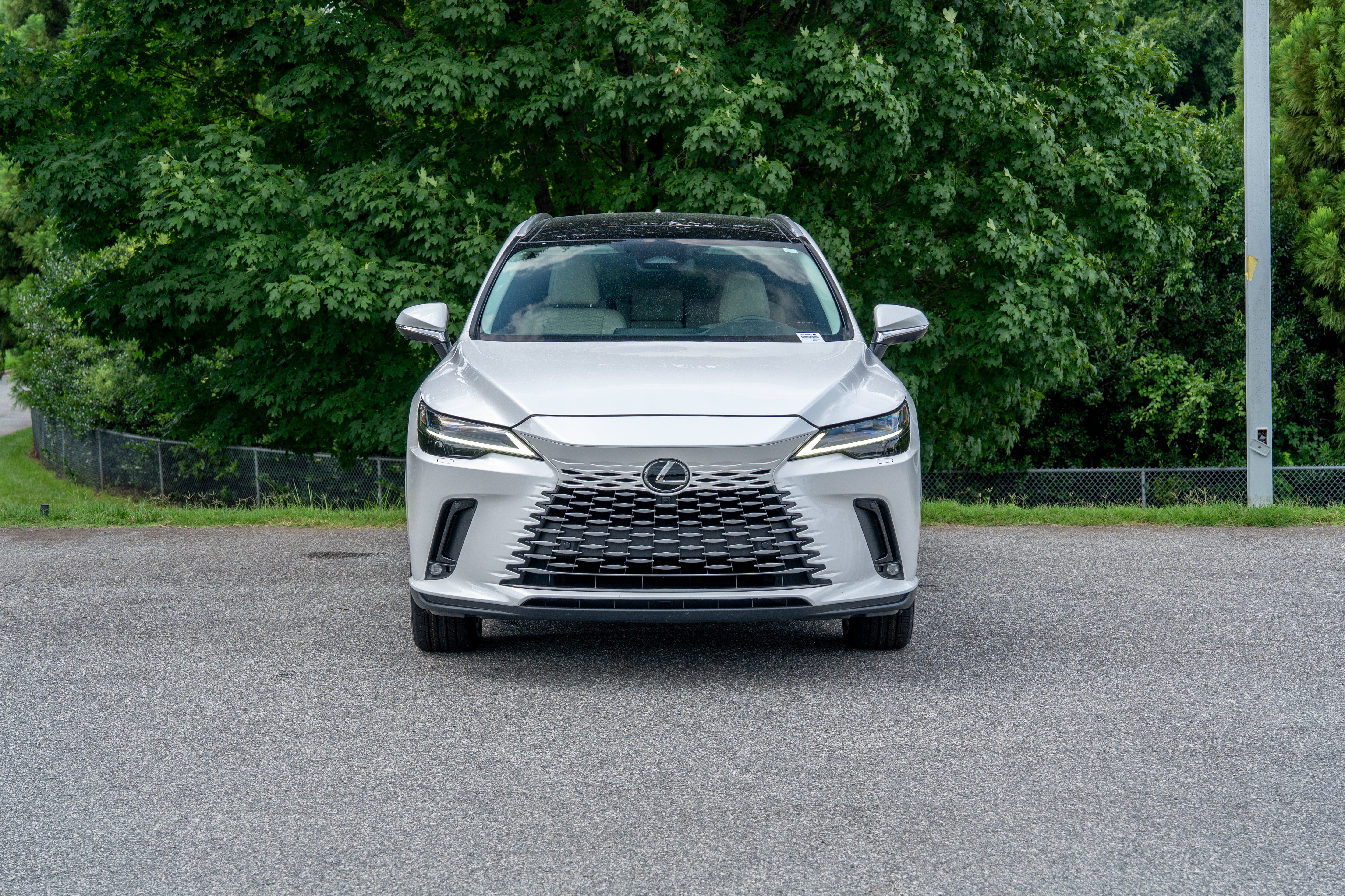 Used 2023 Eminent White Pearl Lexus 350 Luxury image 2