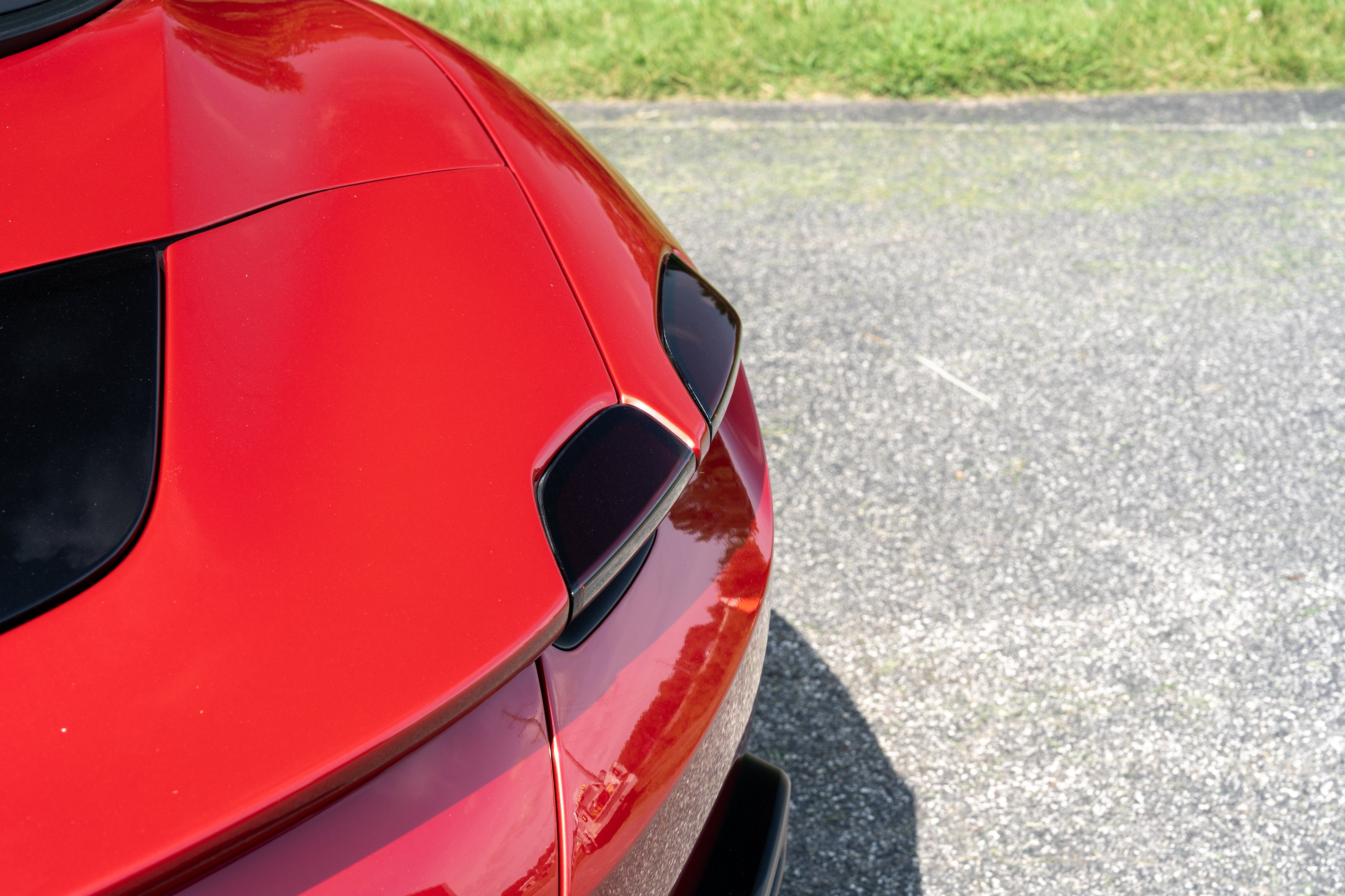 Certified Used 2024 Rosso Imola Ferrari  image 17