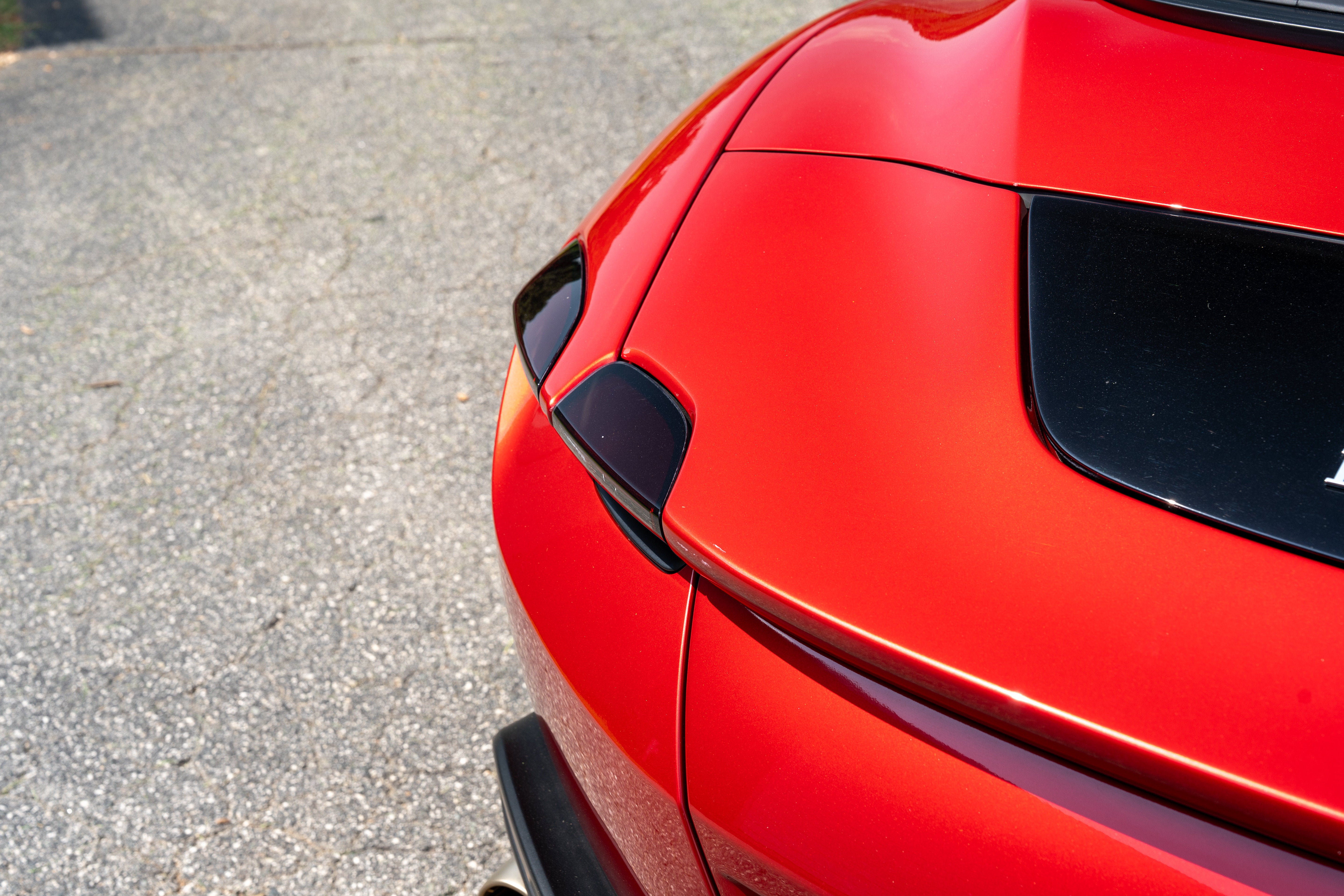 Certified Used 2024 Rosso Imola Ferrari  image 18