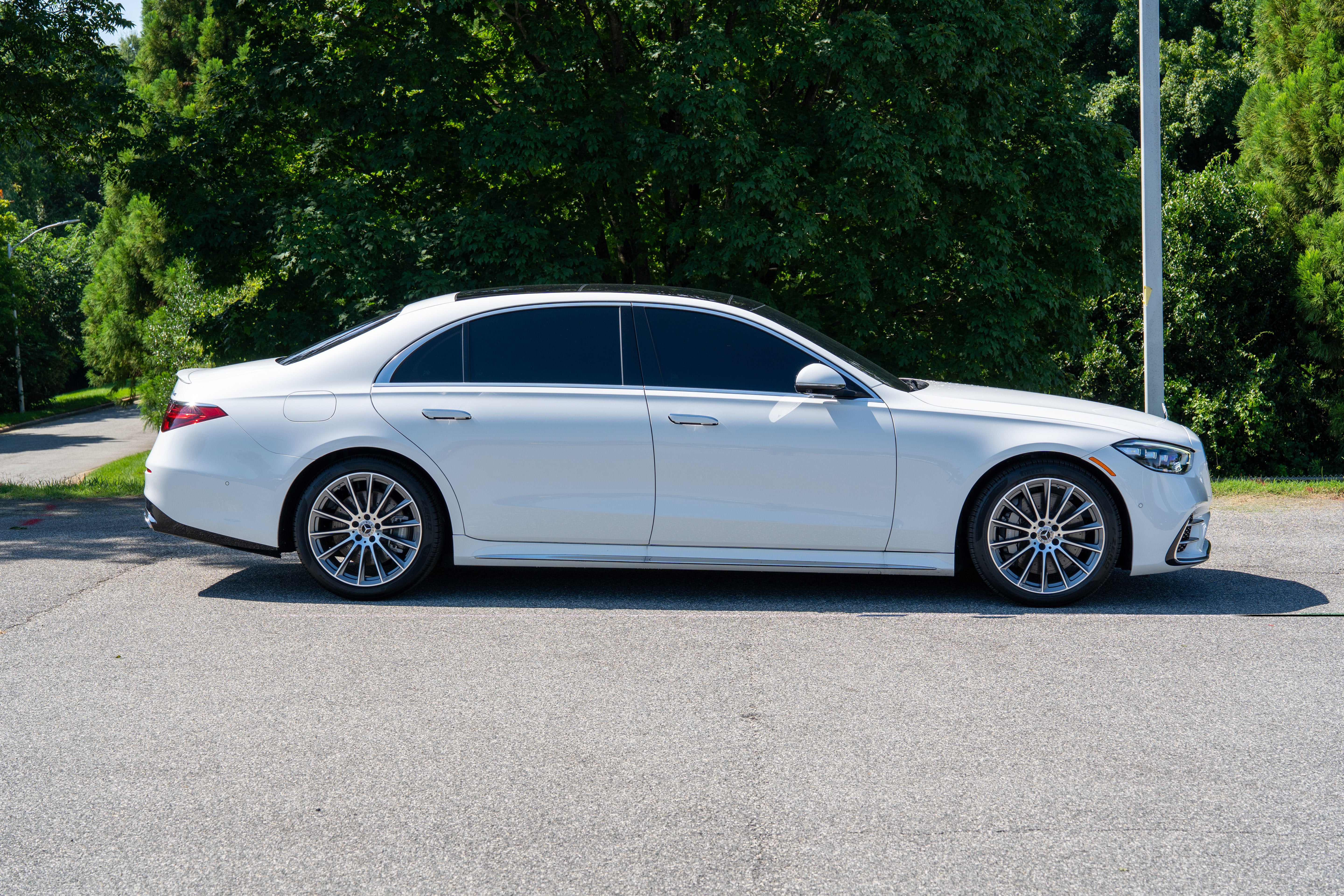 Used 2025 Manufaktur Moonli Mercedes-Benz S 580 4MATIC® image 9