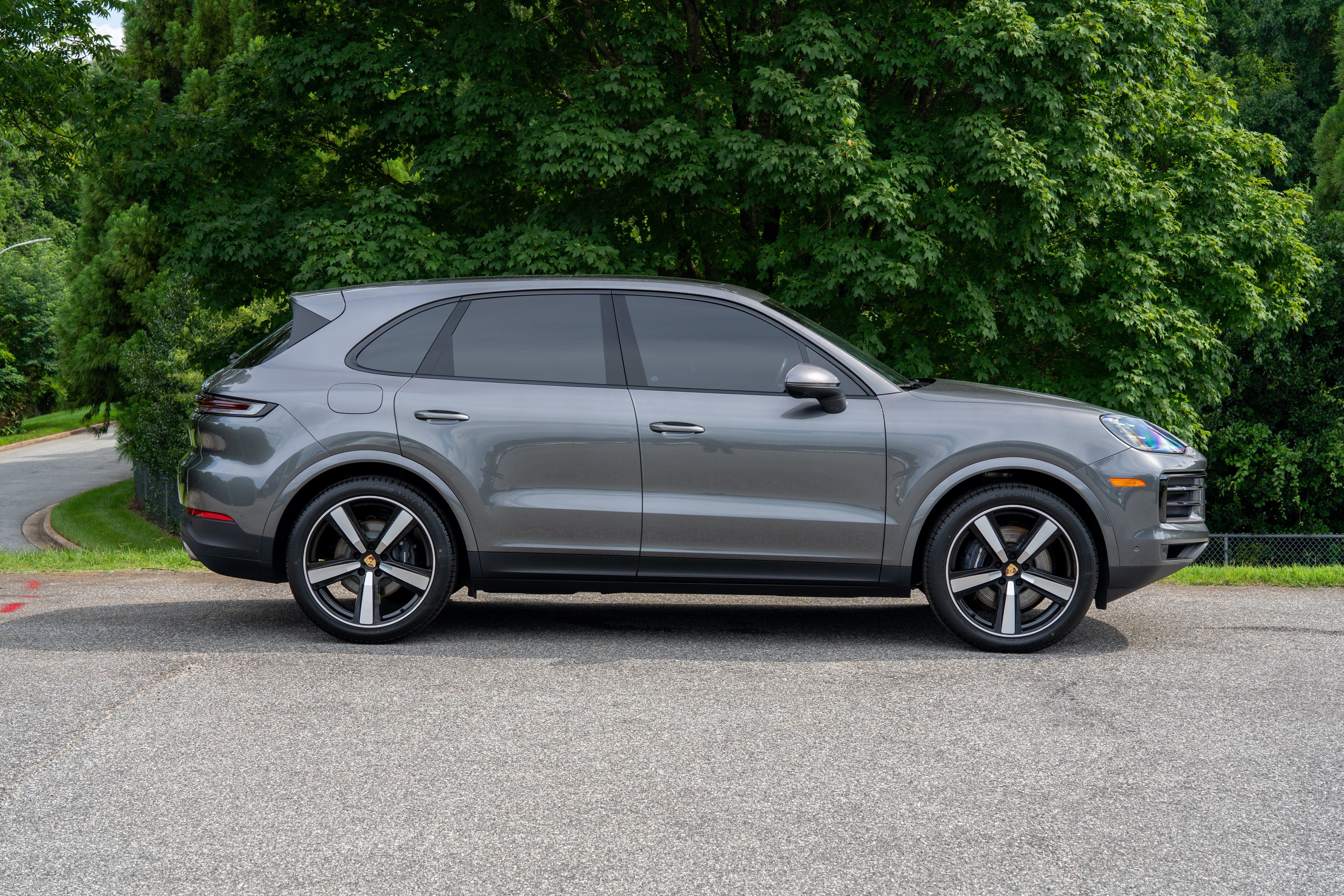 Used 2024 Quartzite Grey Metallic Porsche Base image 8