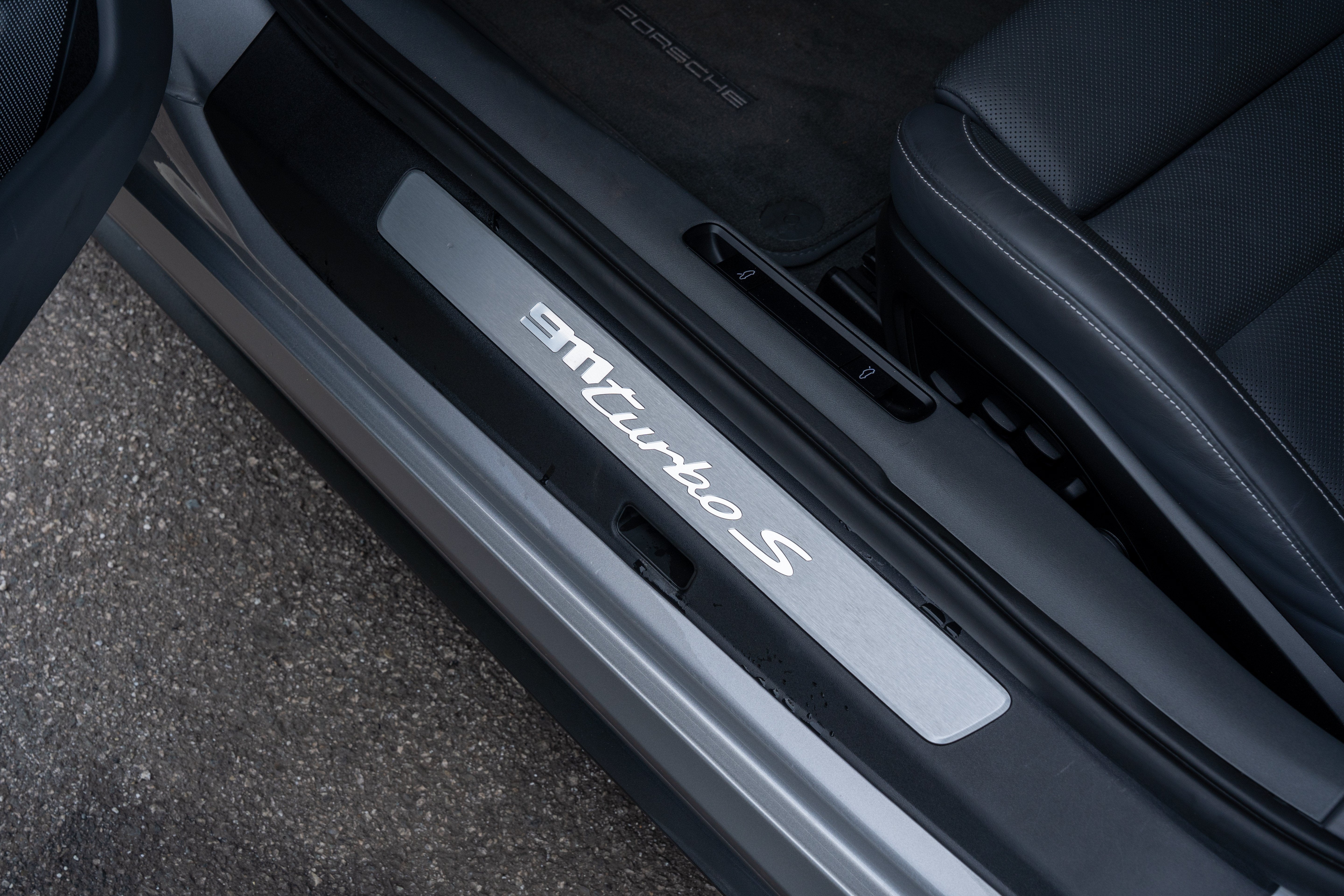 Used 2022 GT Silver Metallic Porsche Turbo S image 23