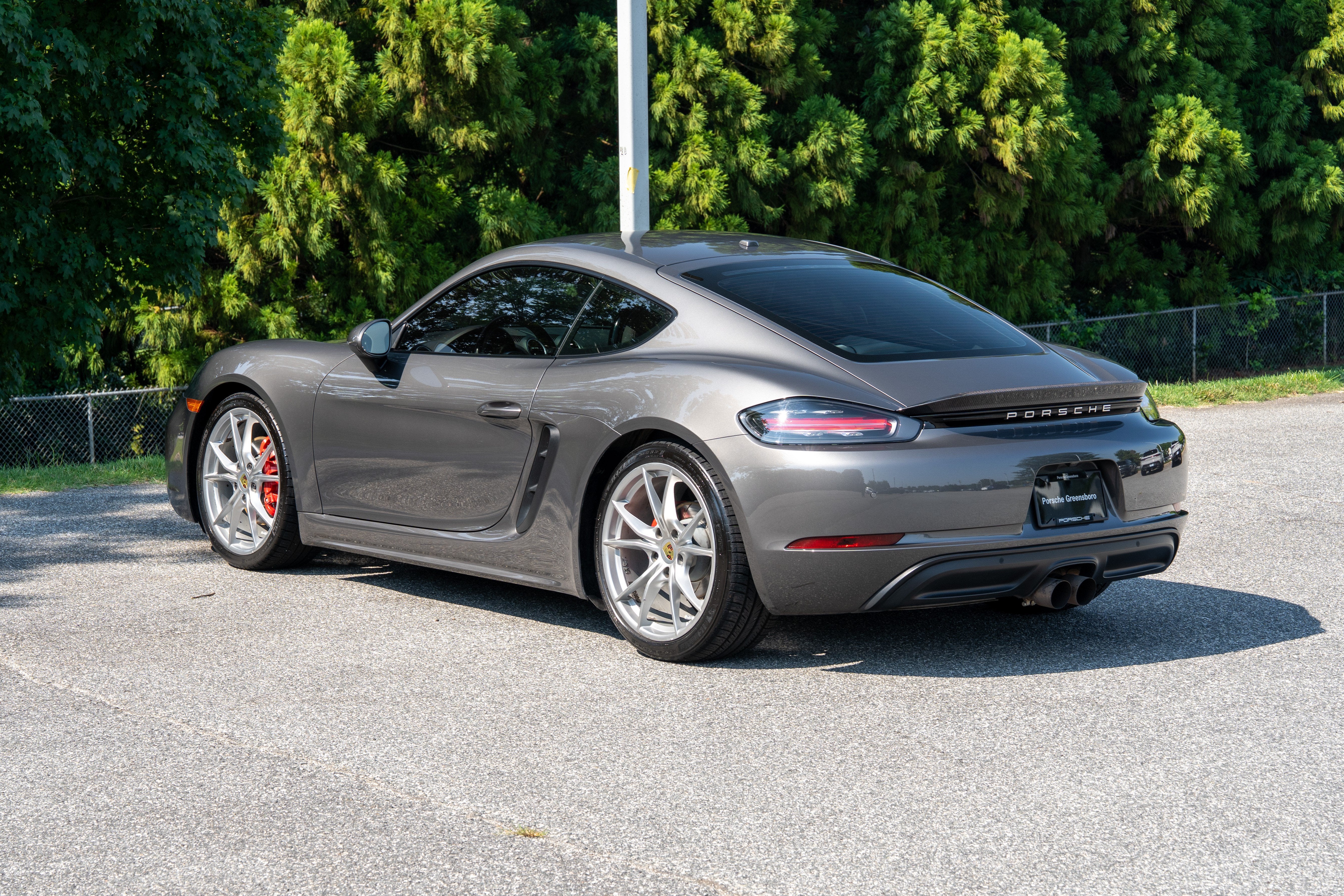 Used 2018 Night Blue Metallic Porsche S image 3