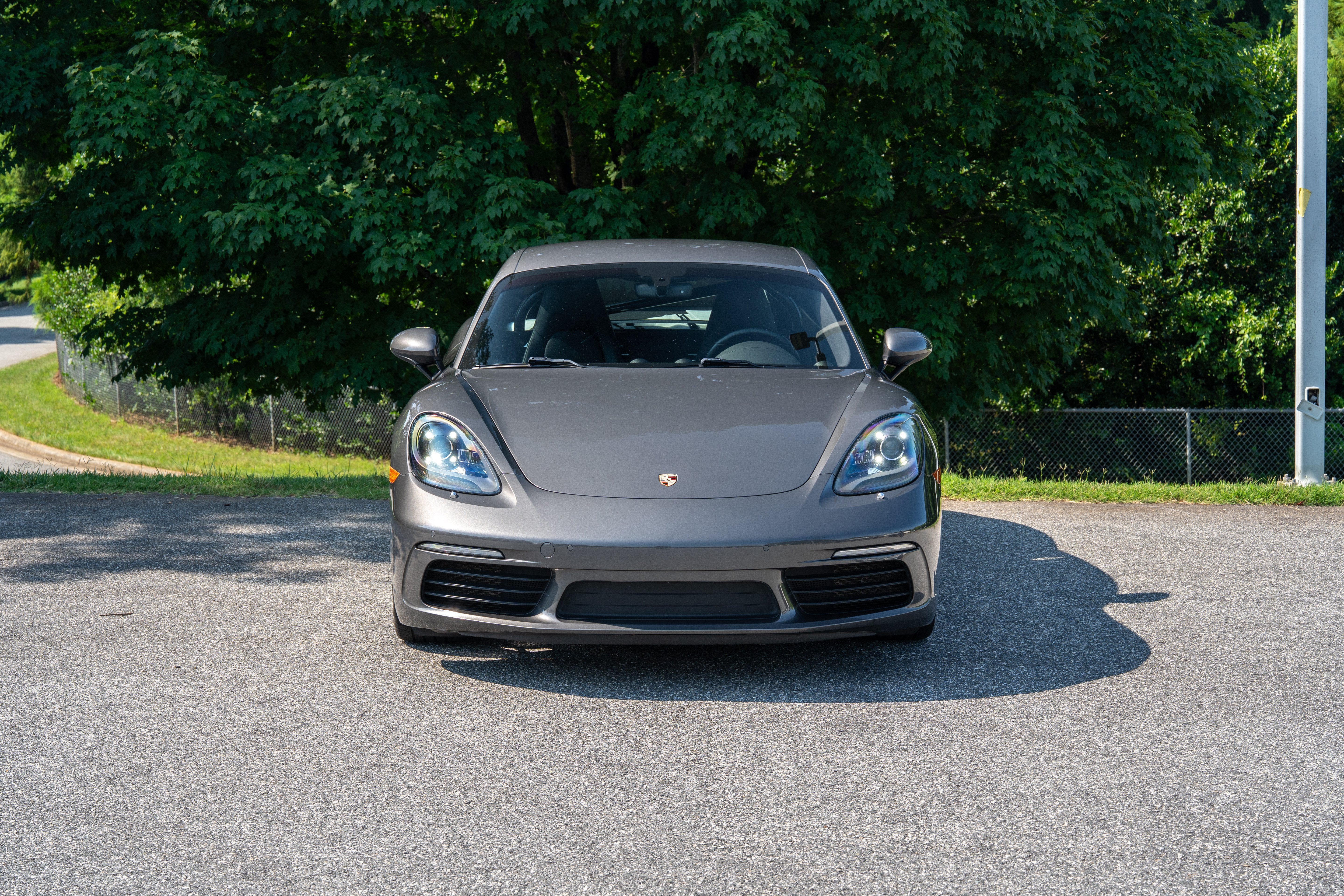 Used 2018 Night Blue Metallic Porsche S image 10
