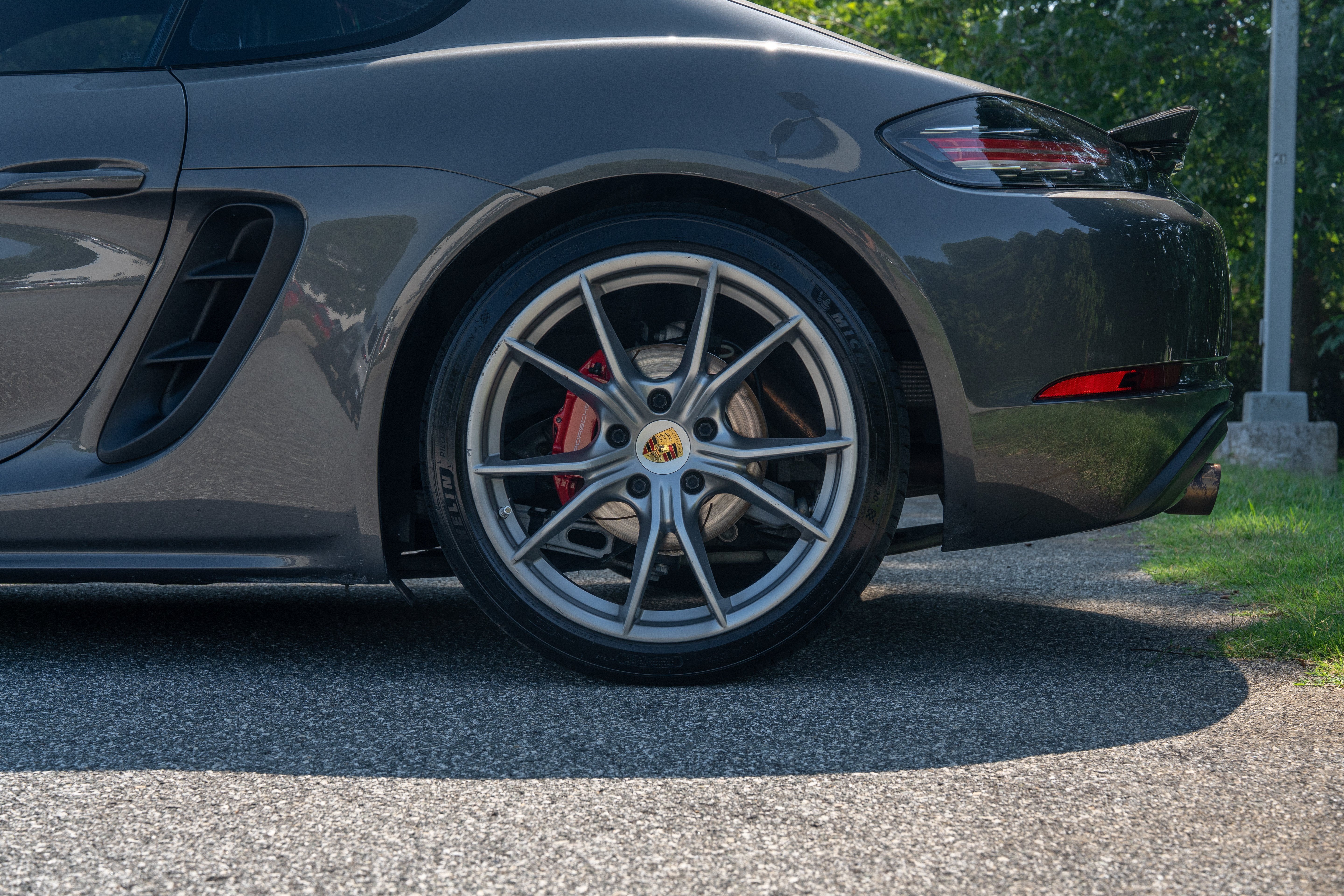 Used 2018 Night Blue Metallic Porsche S image 12