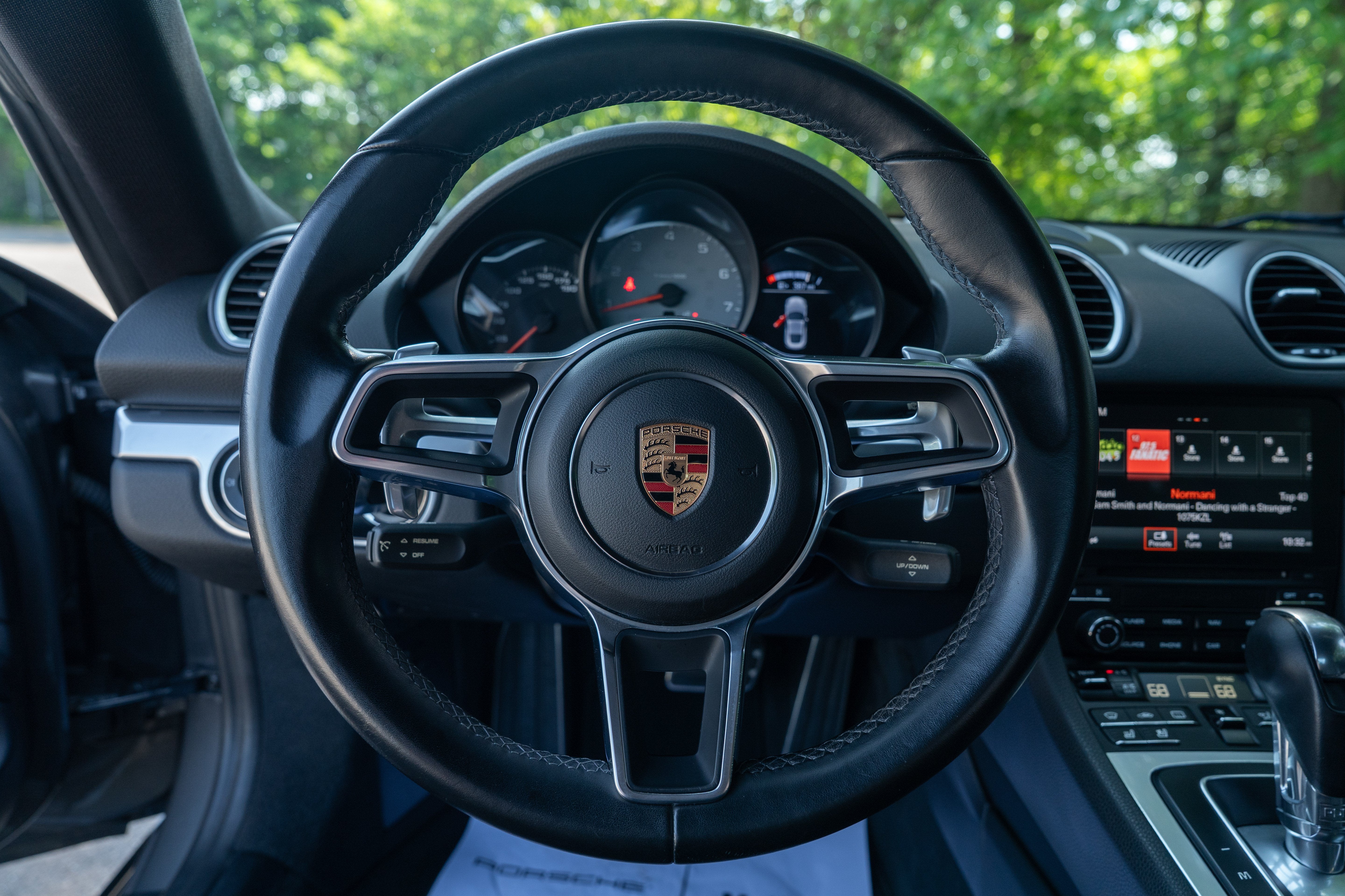 Used 2018 Night Blue Metallic Porsche S image 26