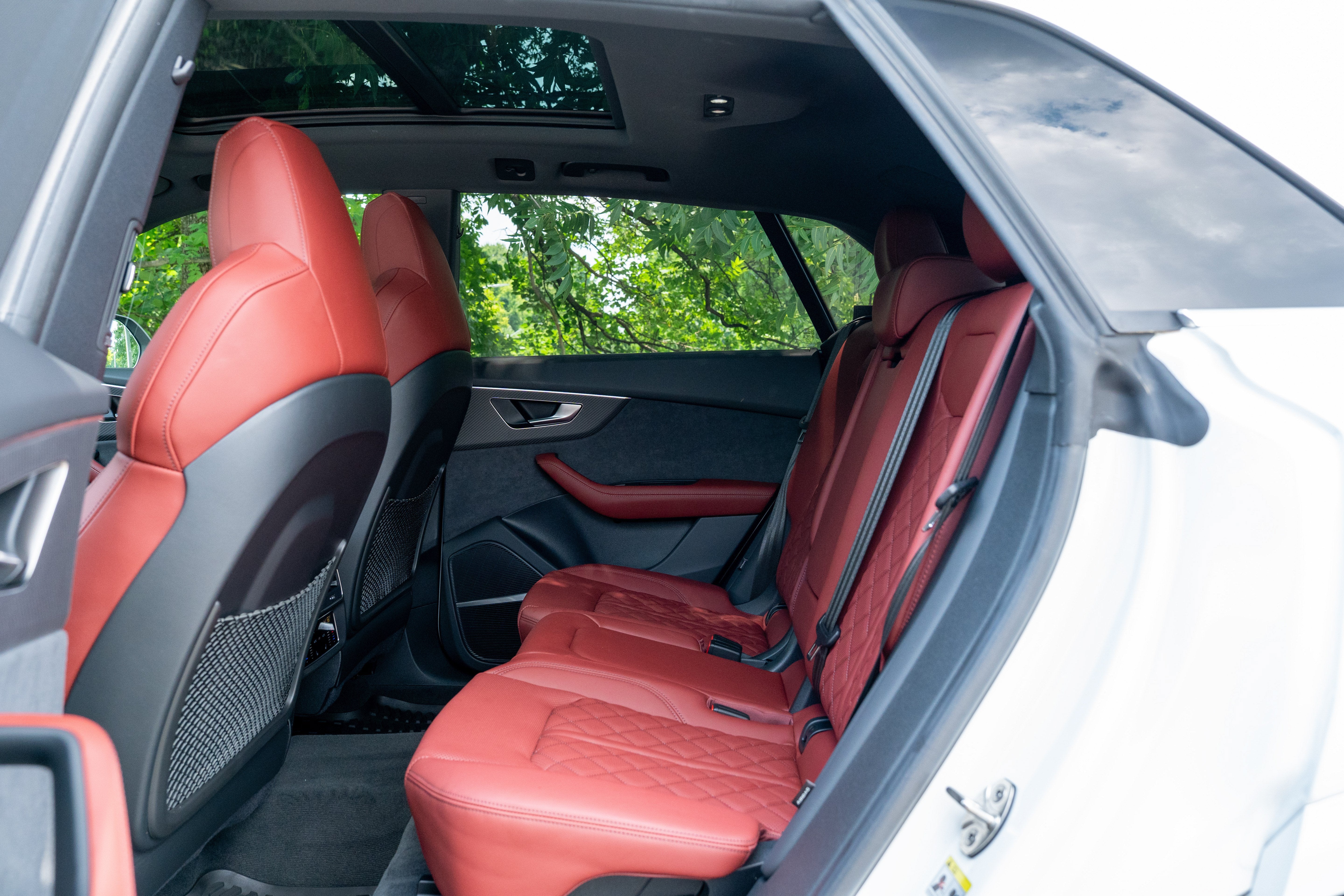 Used 2024 Carrara White Audi Premium Plus image 27