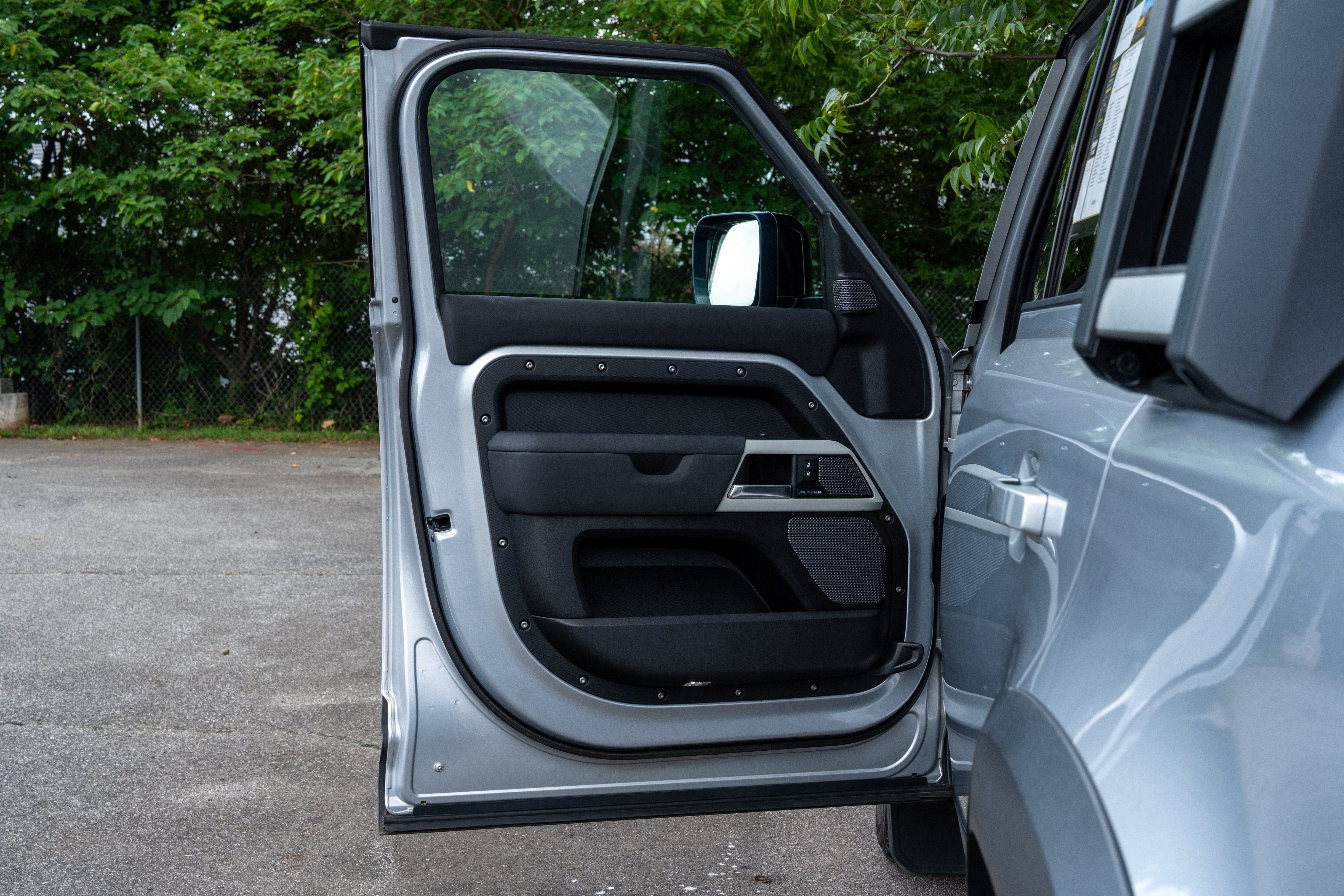 Used 2020 Silver Land Rover First Edition image 12