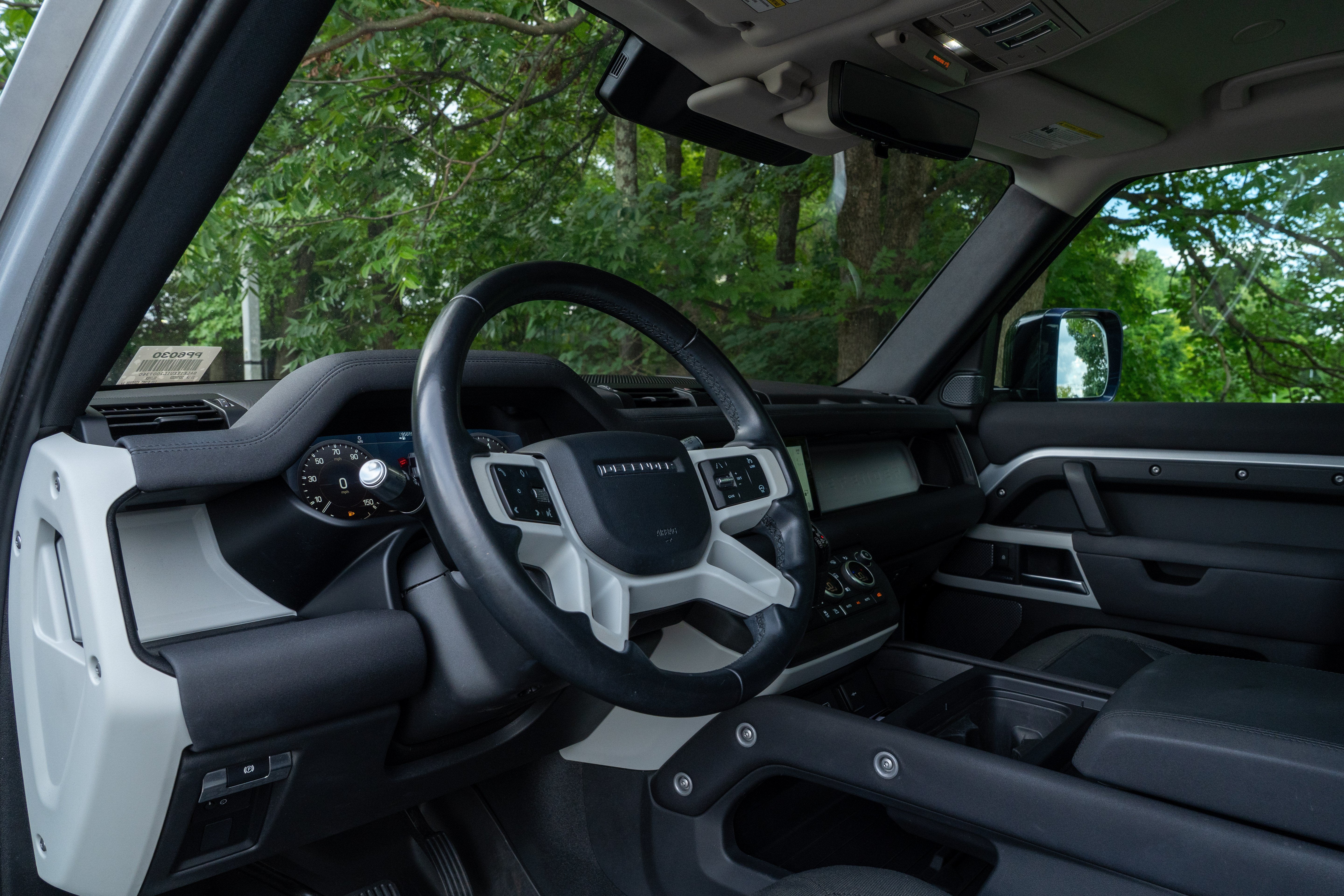 Used 2020 Silver Land Rover First Edition image 15