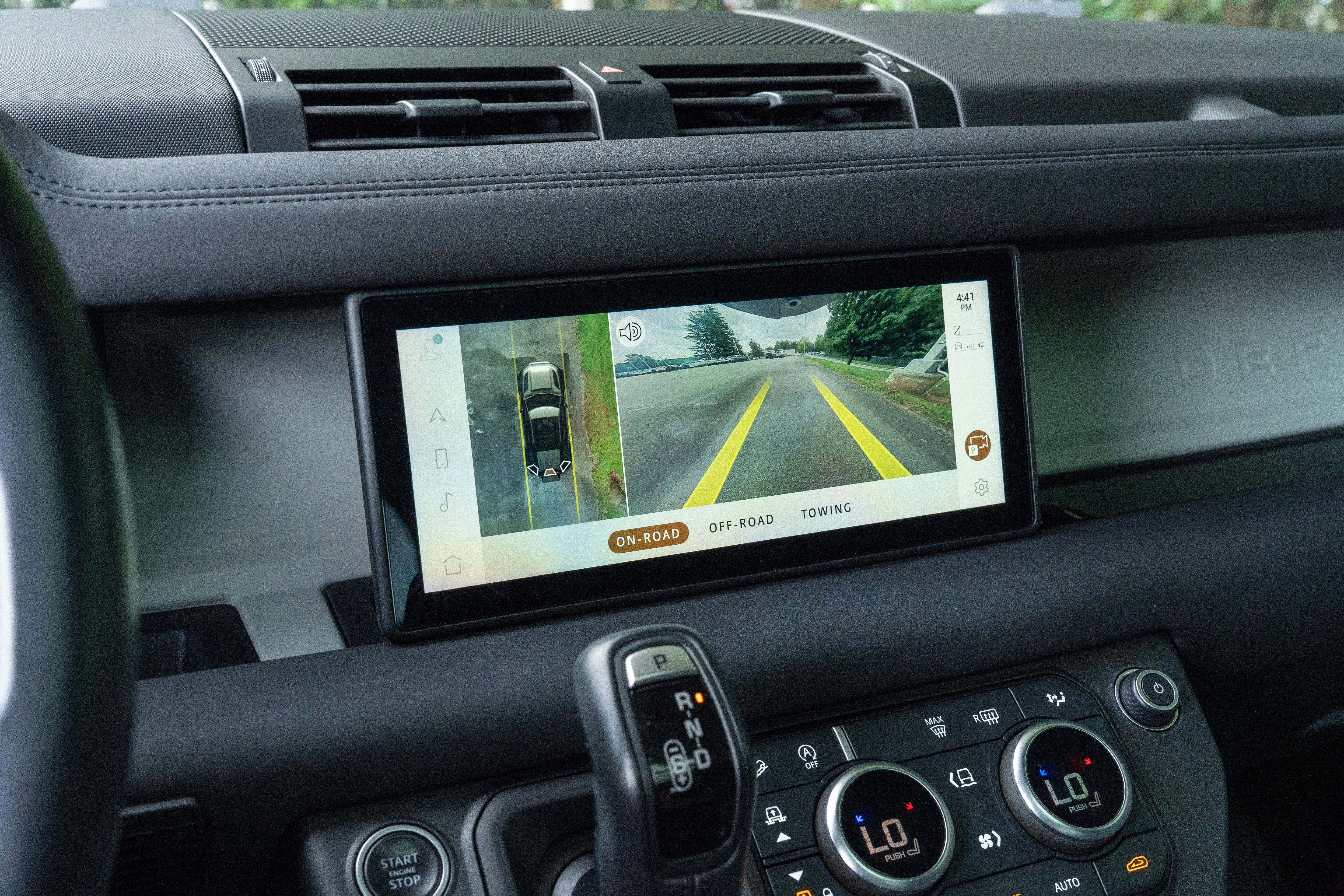 Used 2020 Silver Land Rover First Edition image 20