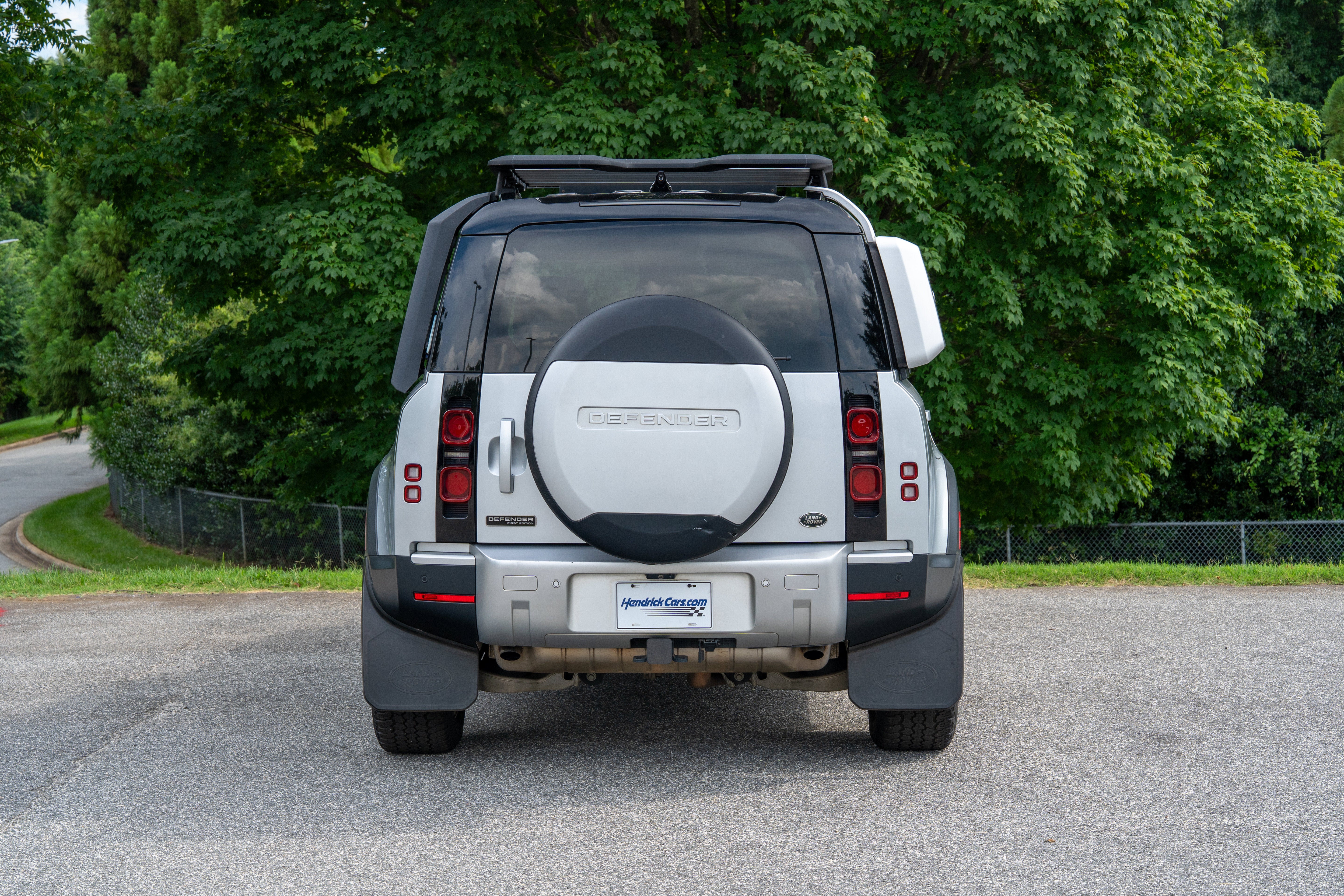 Used 2020 Silver Land Rover First Edition image 7