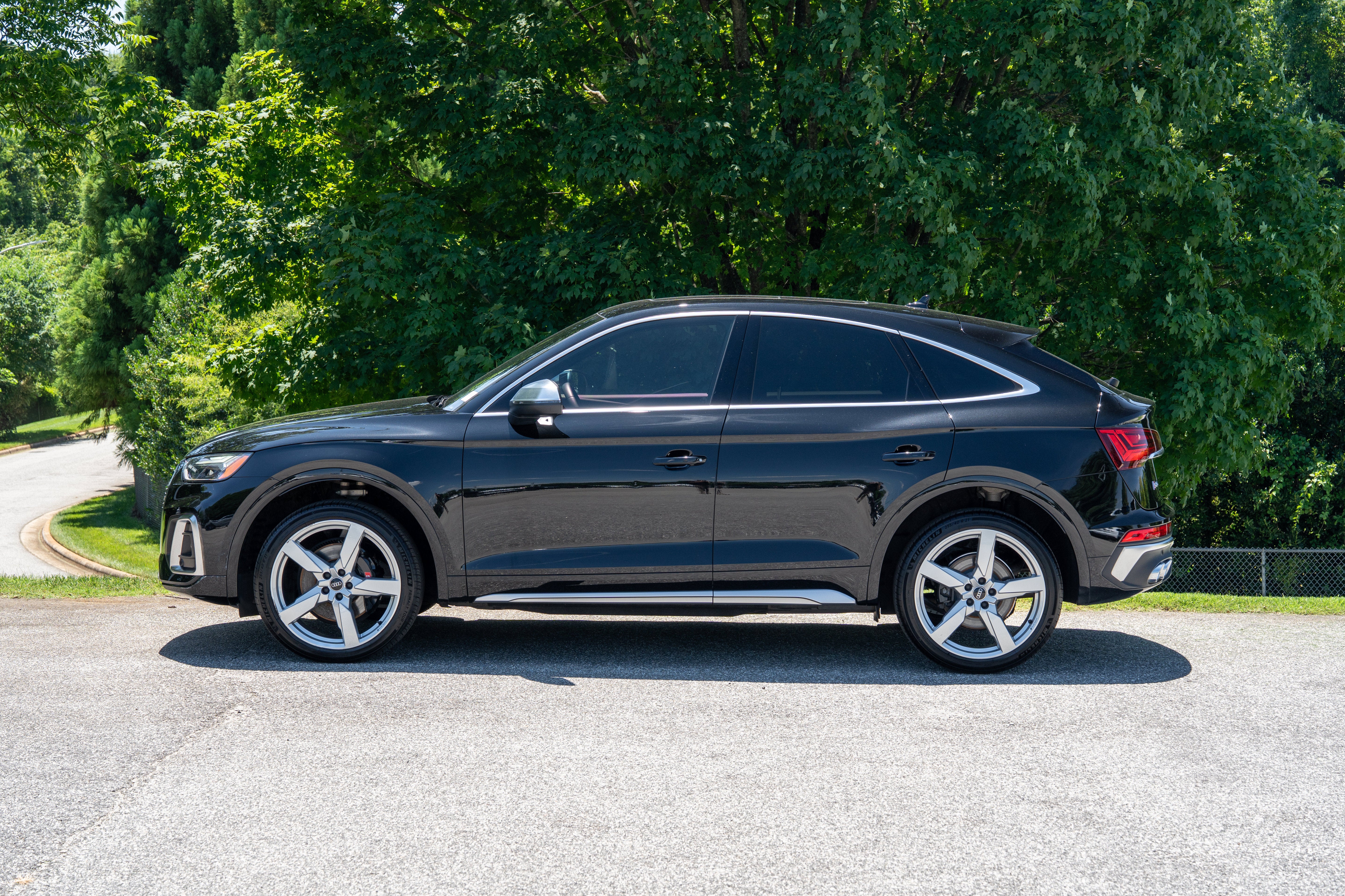 Used 2022 Mythos Black Metallic Audi Premium image 5
