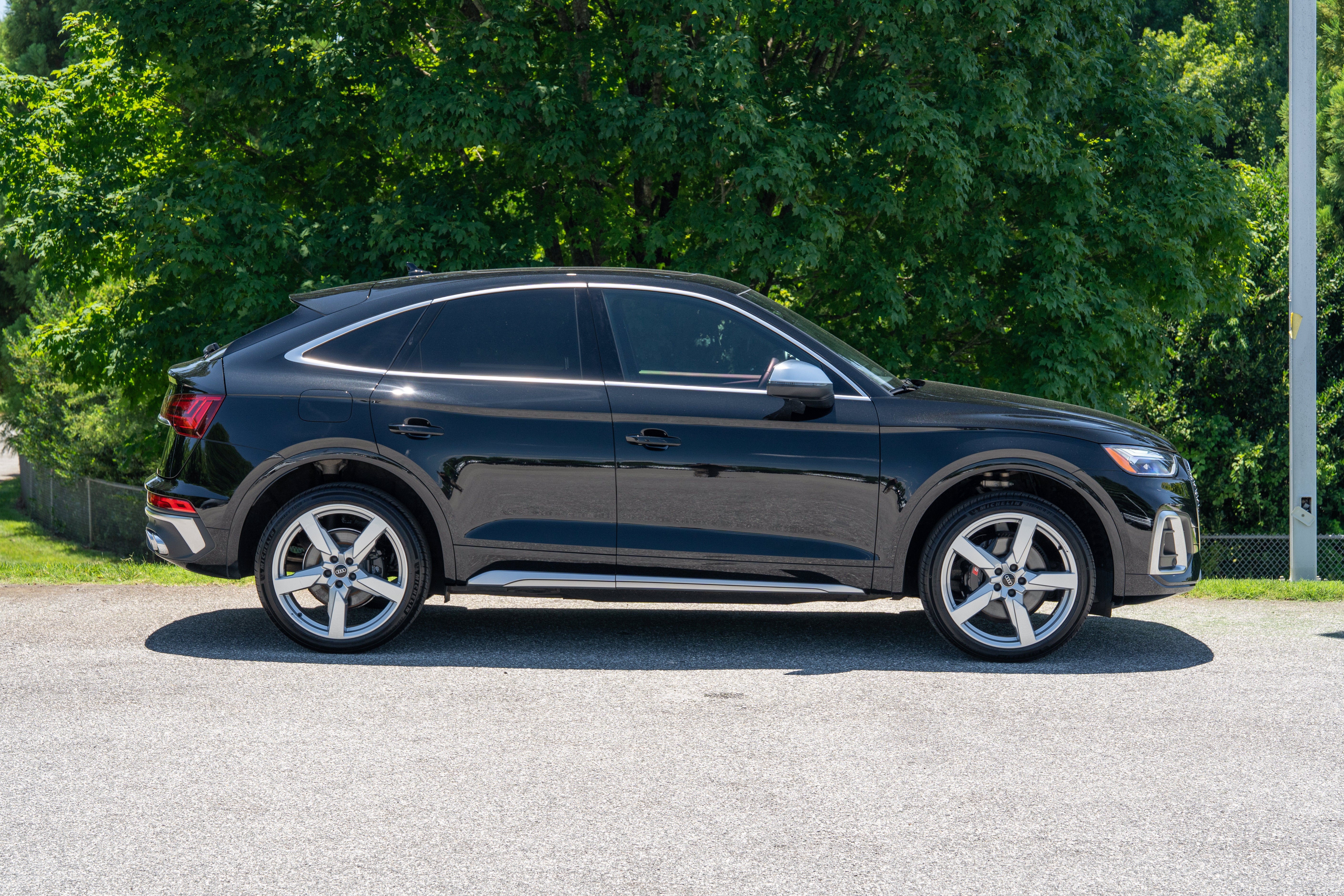 Used 2022 Mythos Black Metallic Audi Premium image 9