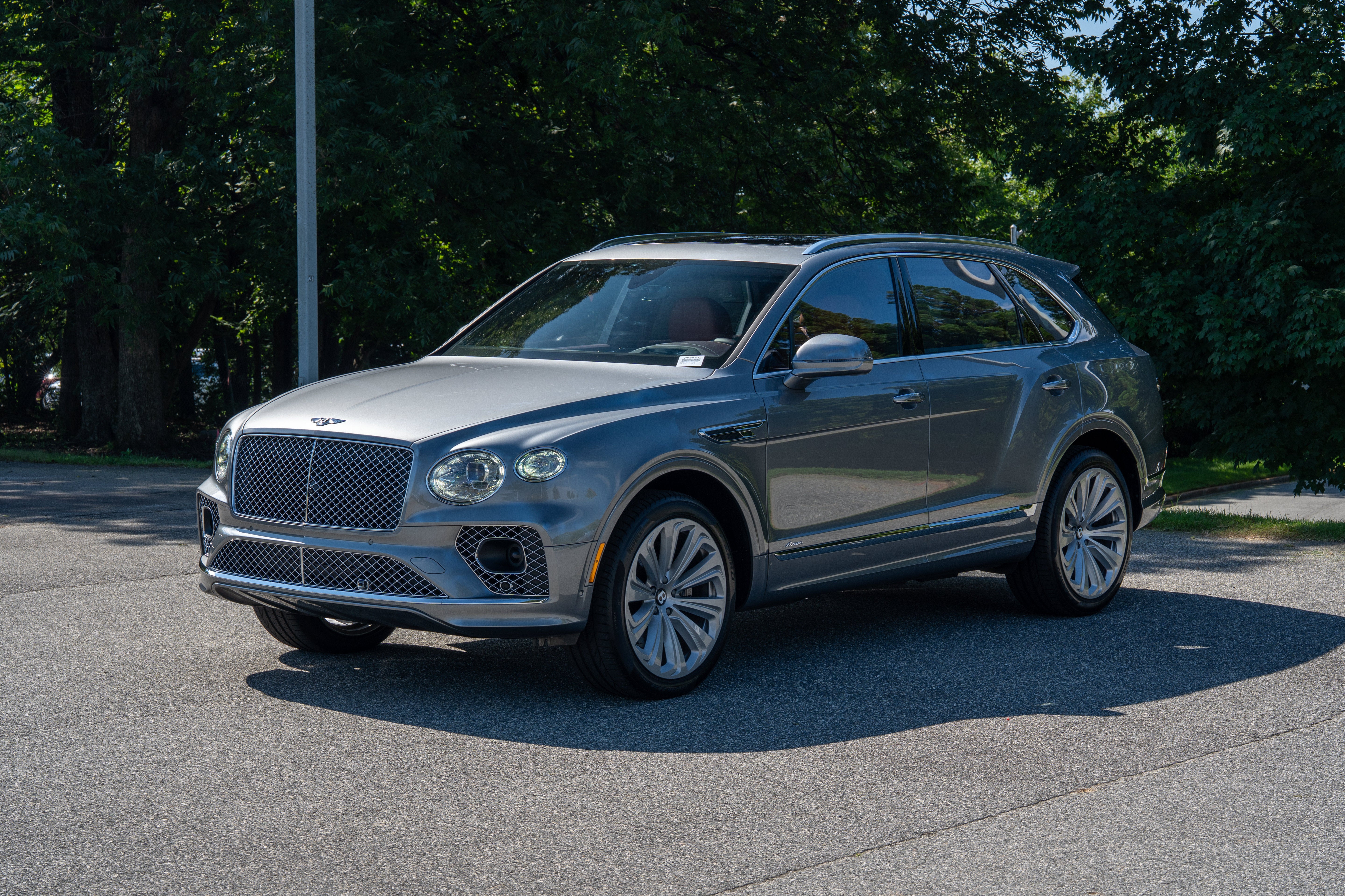 Used 2023 Hallmark Bentley Azure image 3