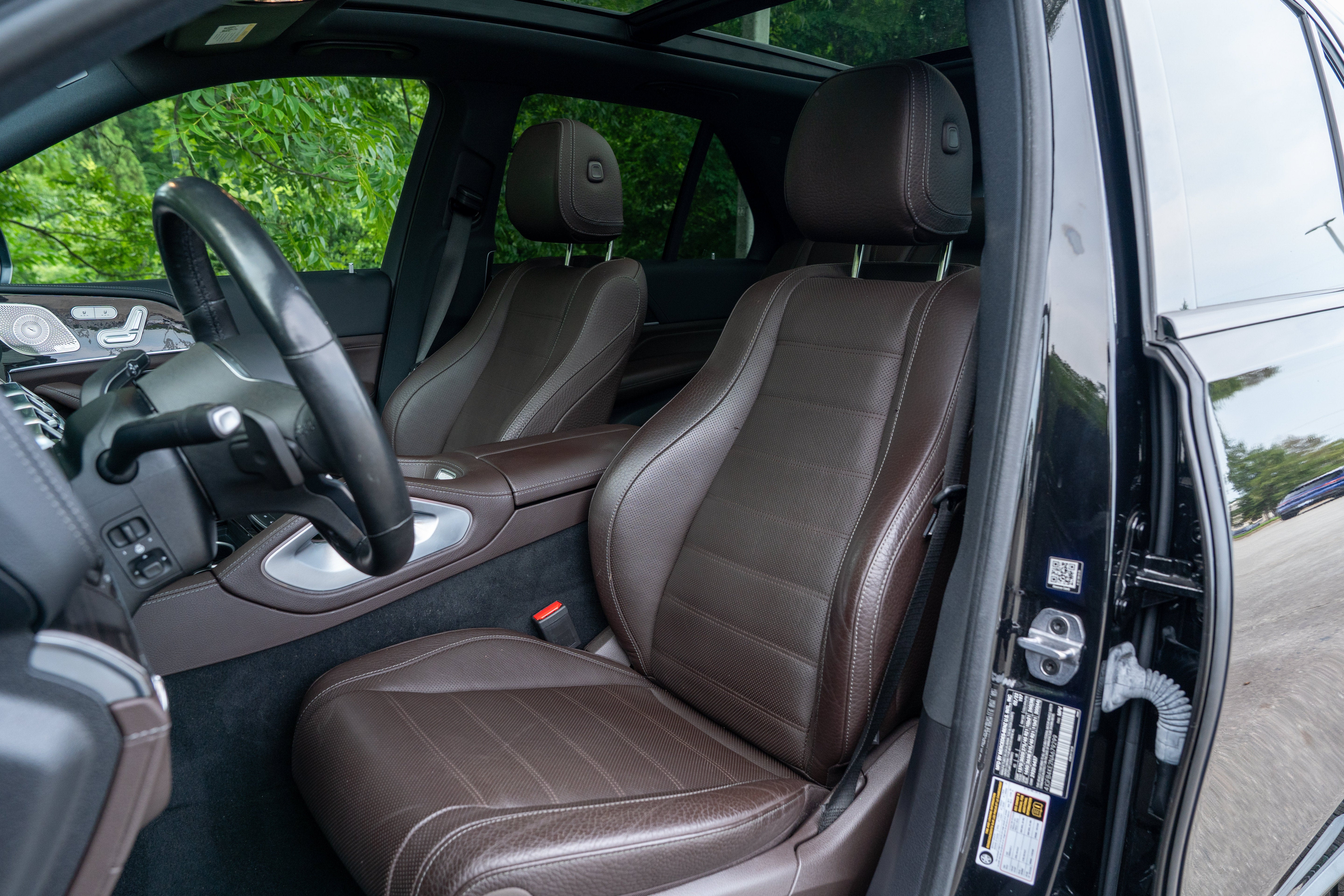 Used 2022 Black Mercedes-Benz 350 4MATIC® image 15
