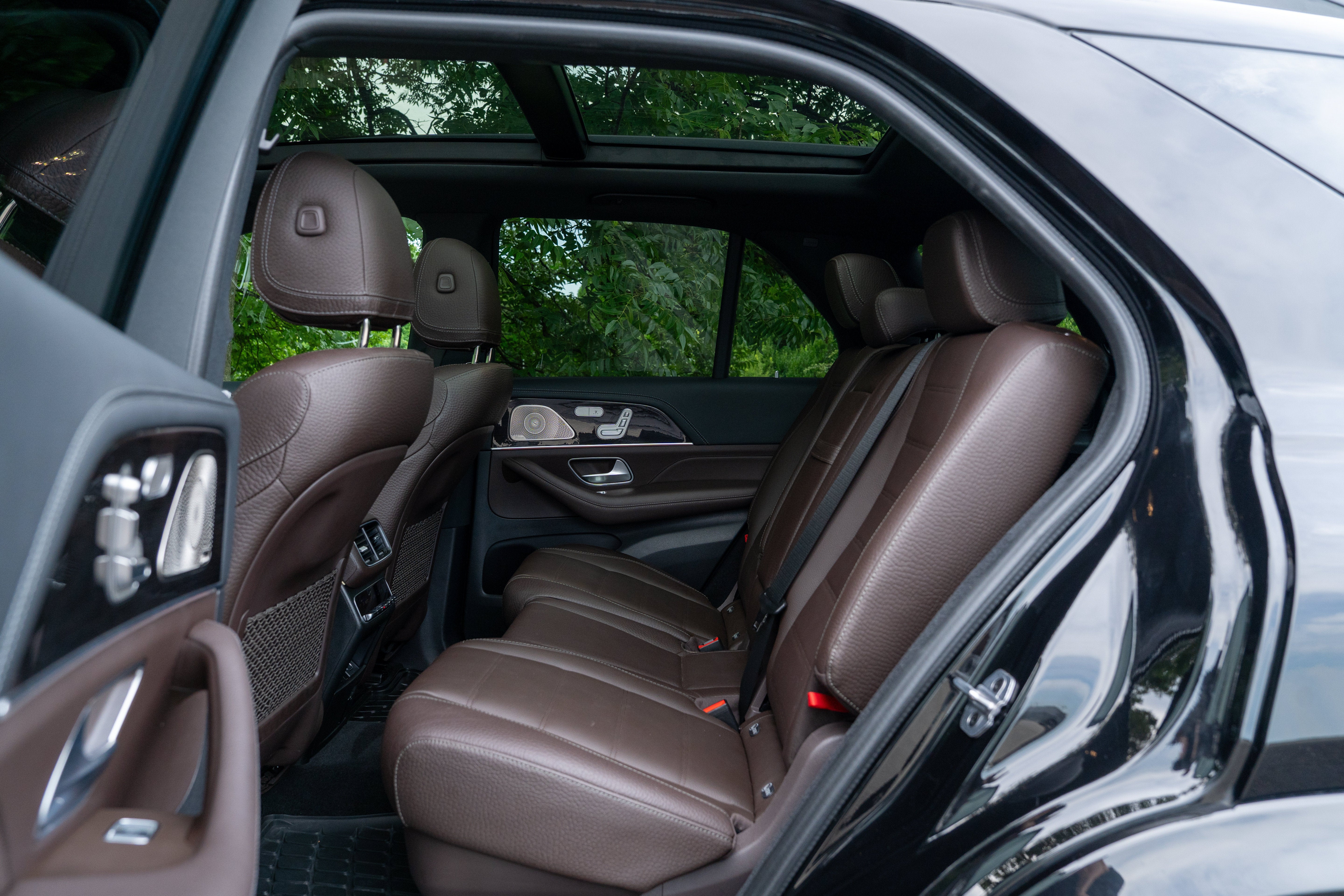 Used 2022 Black Mercedes-Benz 350 4MATIC® image 25