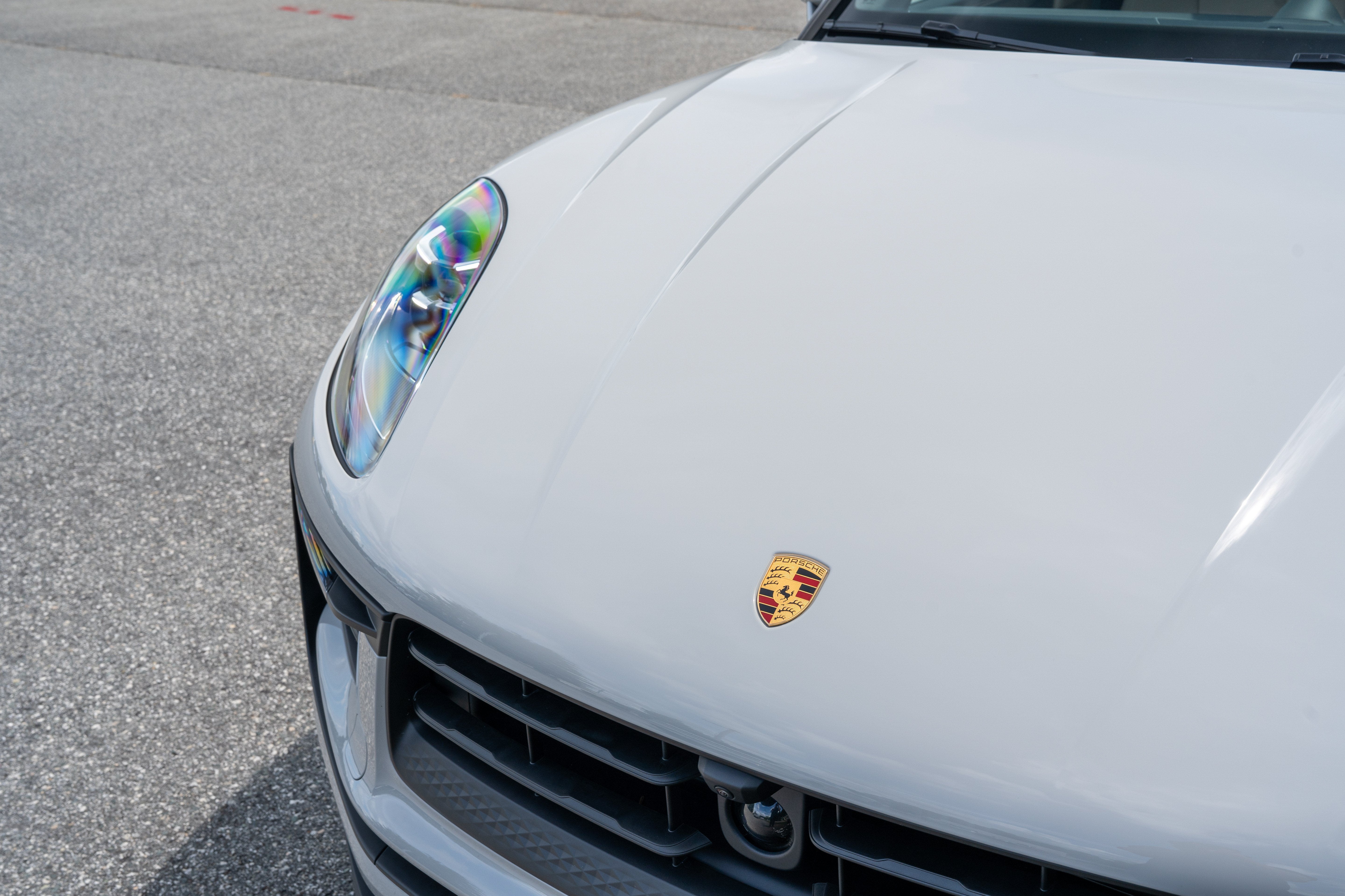 Used 2026 Chalk Porsche Base image 18