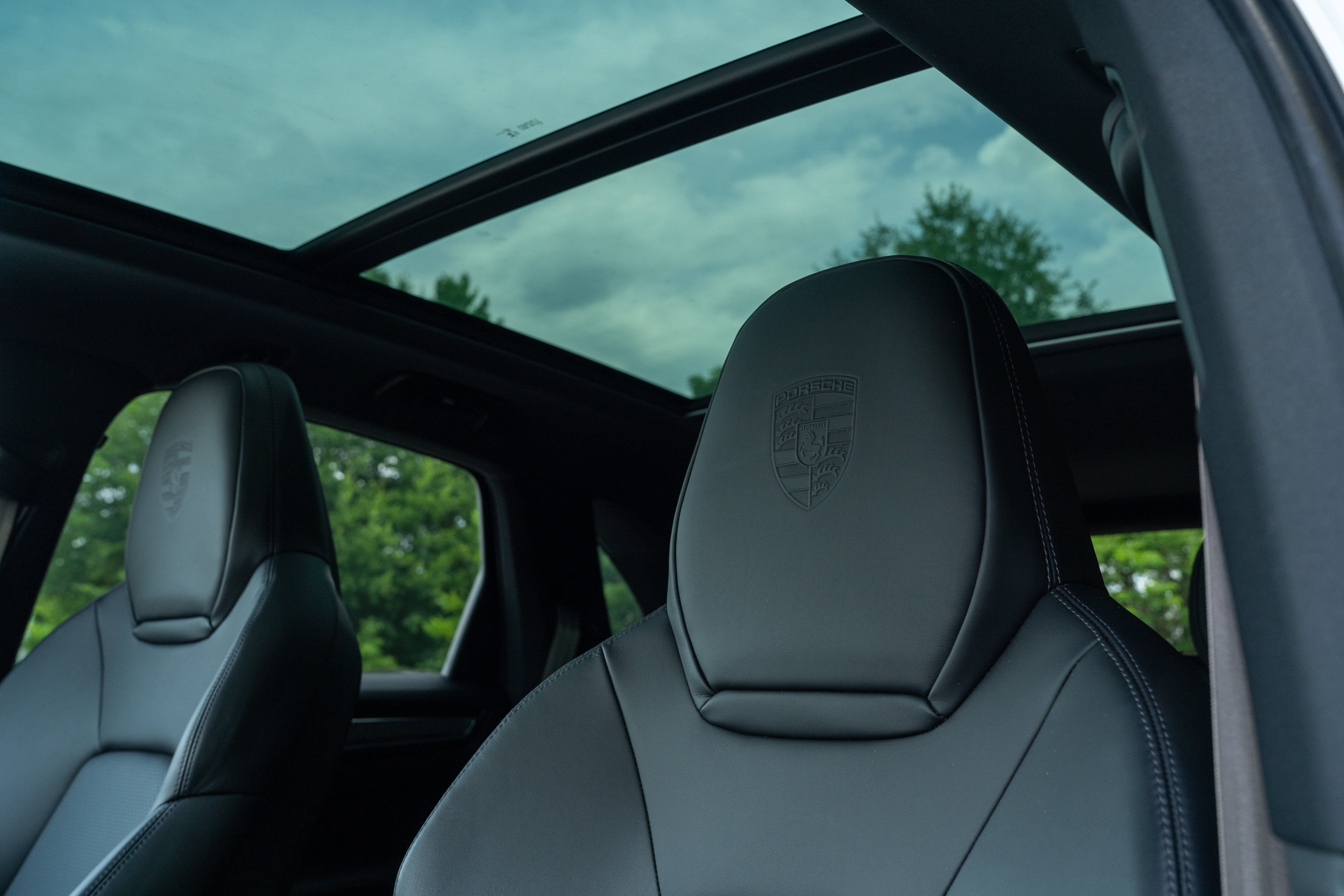 Used 2023 White Porsche S image 31